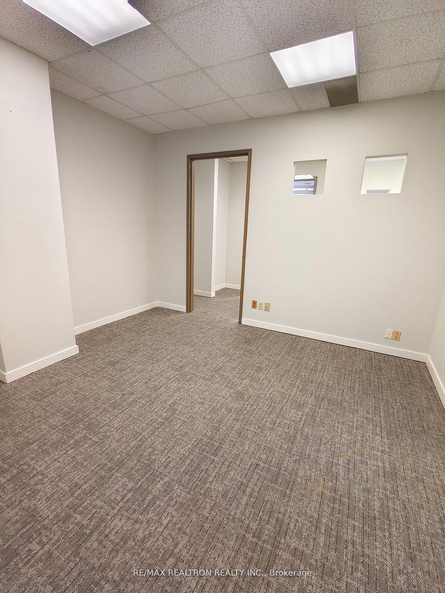 #219 - 1033 Bay Street Property Photo 7