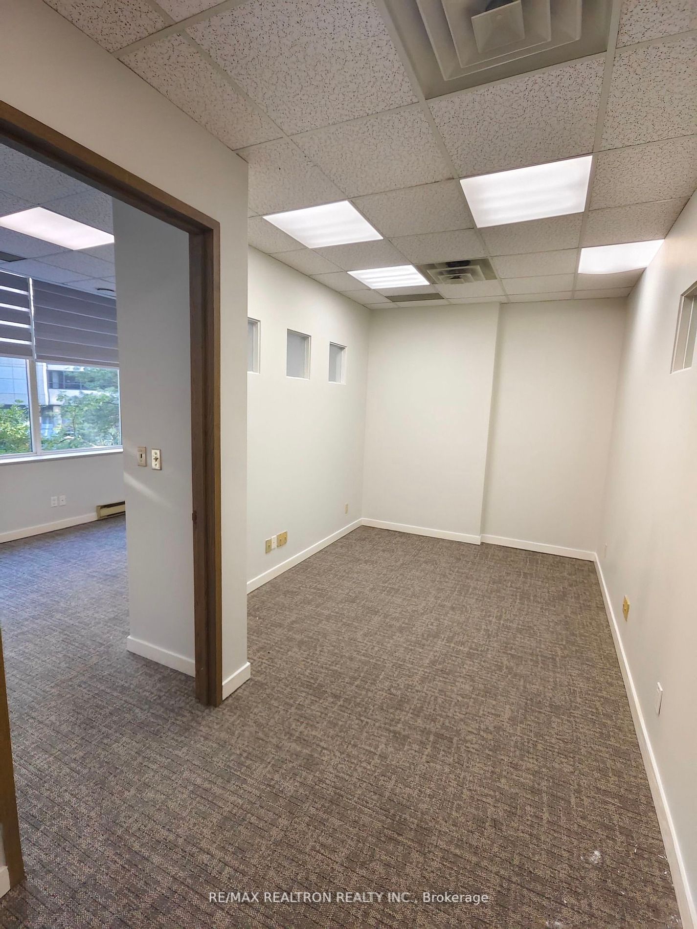 #219 - 1033 Bay Street Property Photo 18