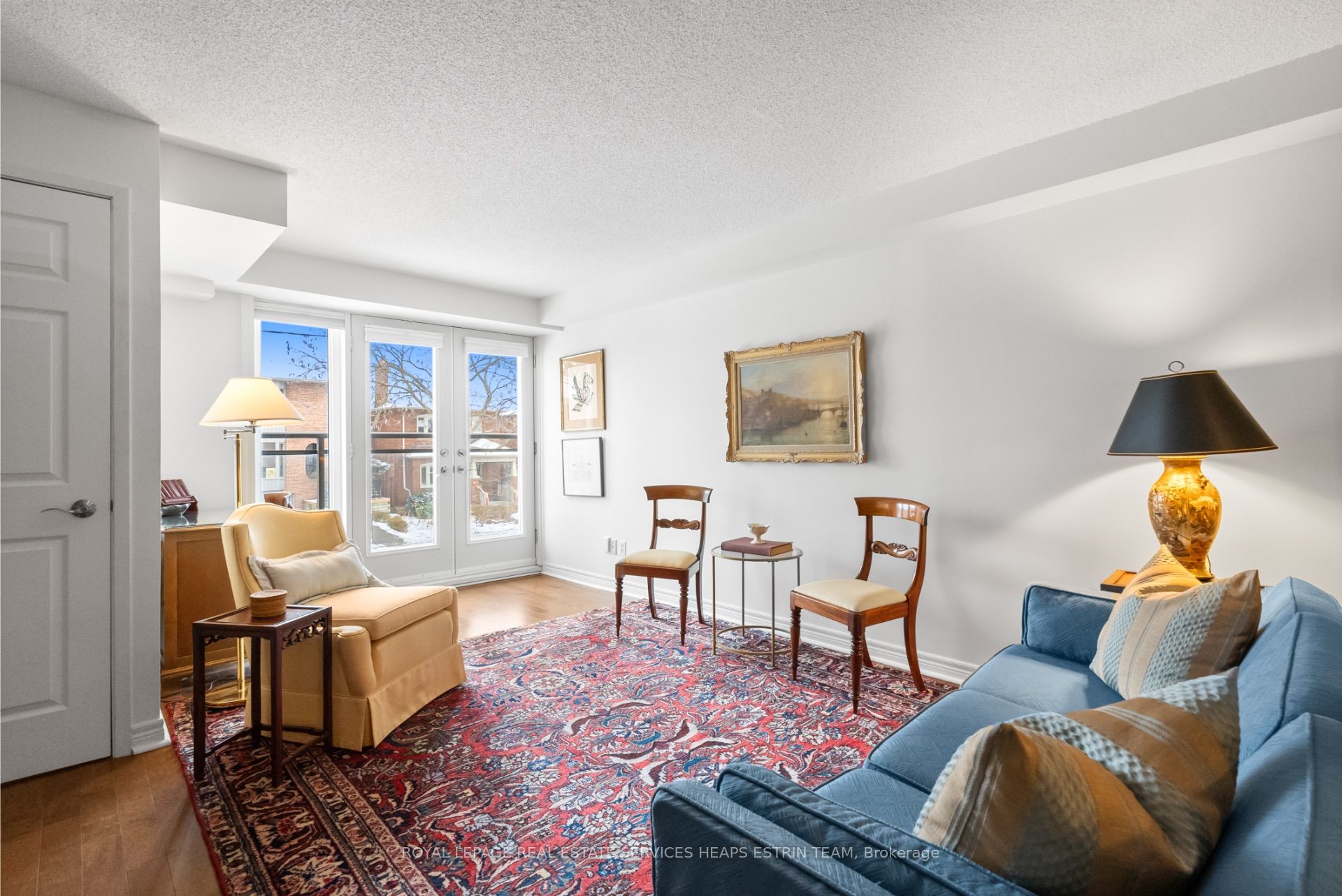 #102 - 645 Millwood Road Property Photo 8
