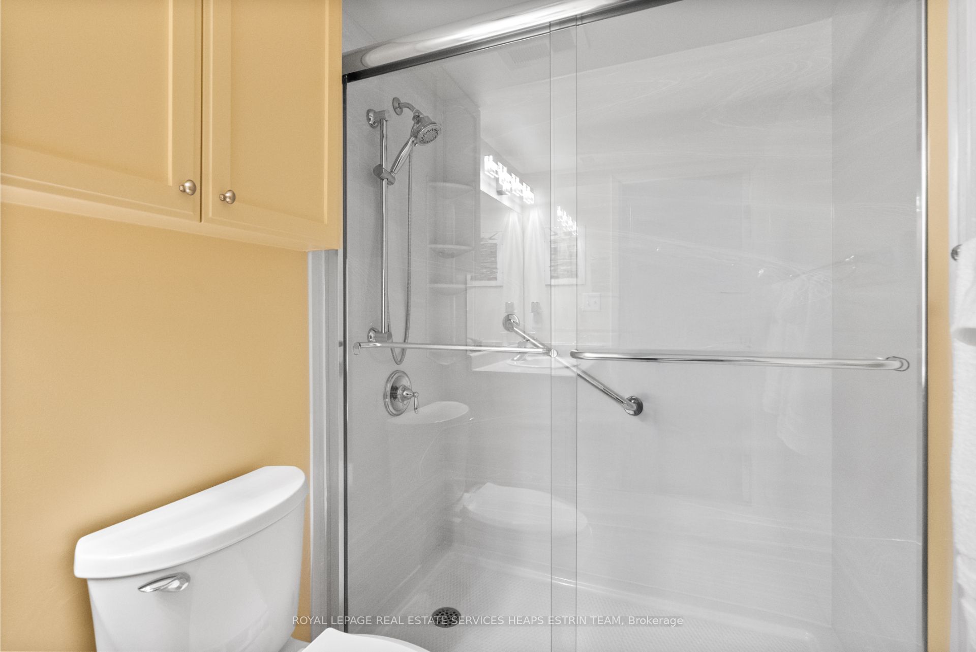 #102 - 645 Millwood Road Property Photo 22