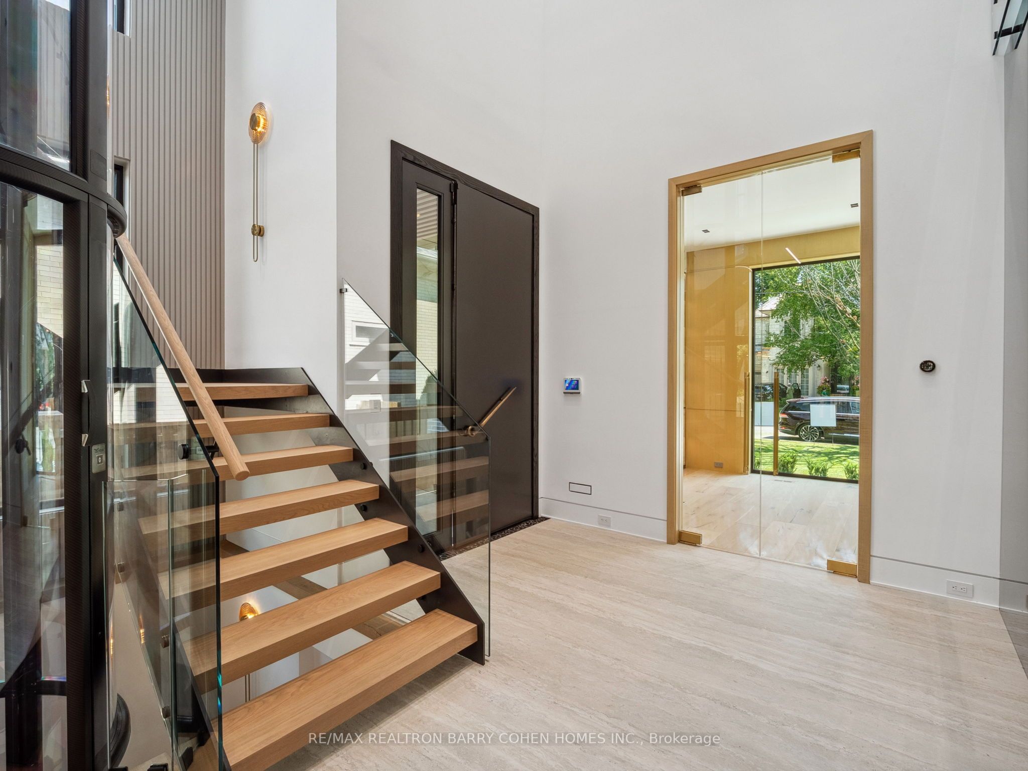 60 Alexandra Wood Property Photo 6