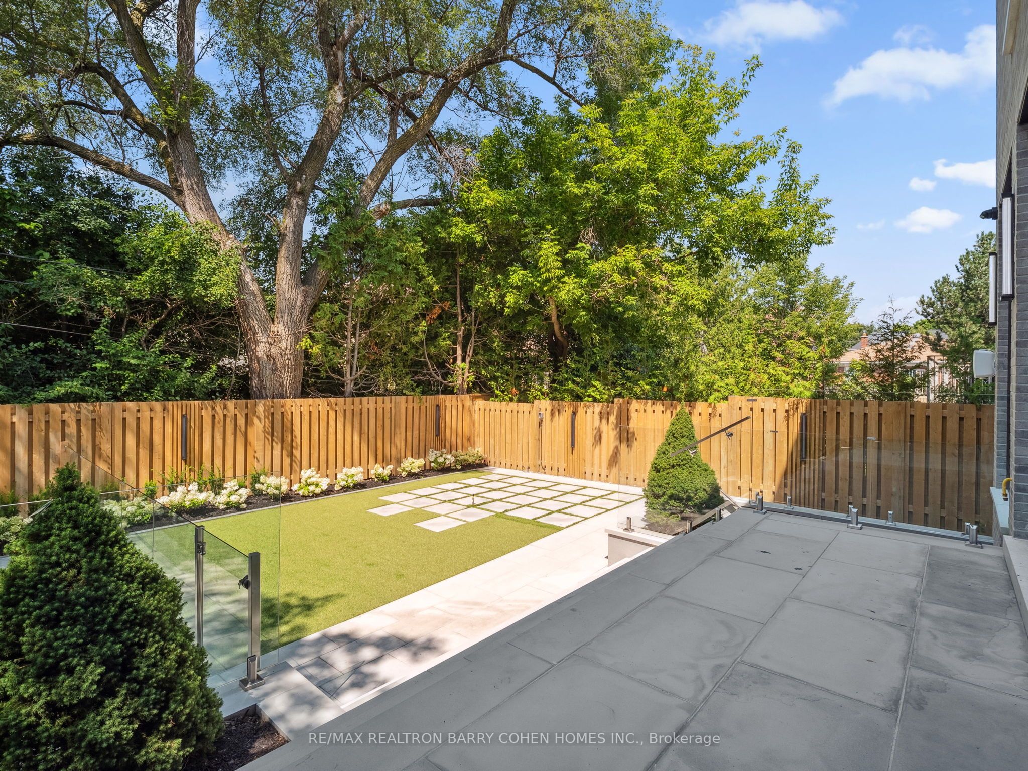 60 Alexandra Wood Property Photo 38