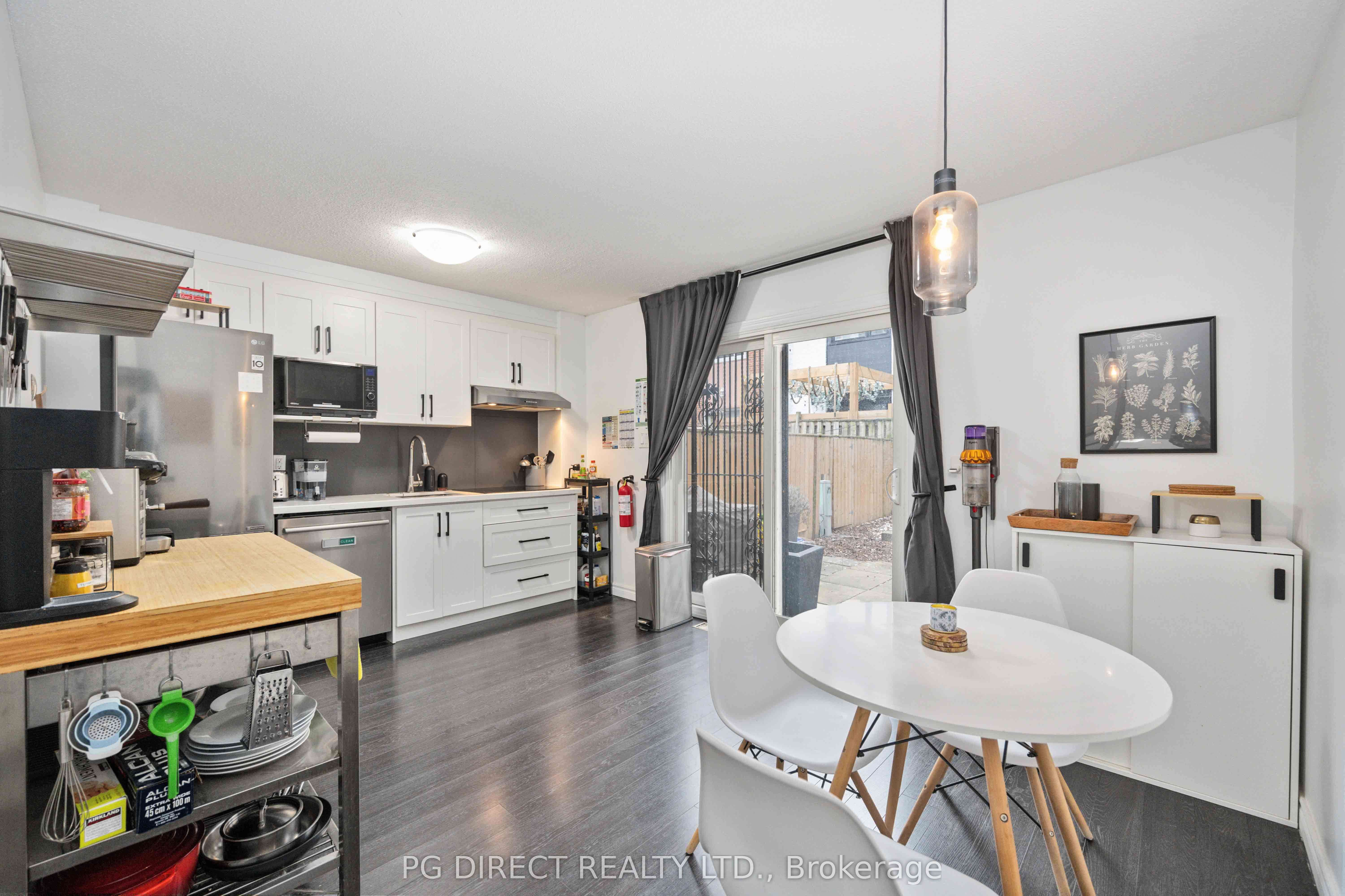 88 Stanley Terrace Property Photo 2
