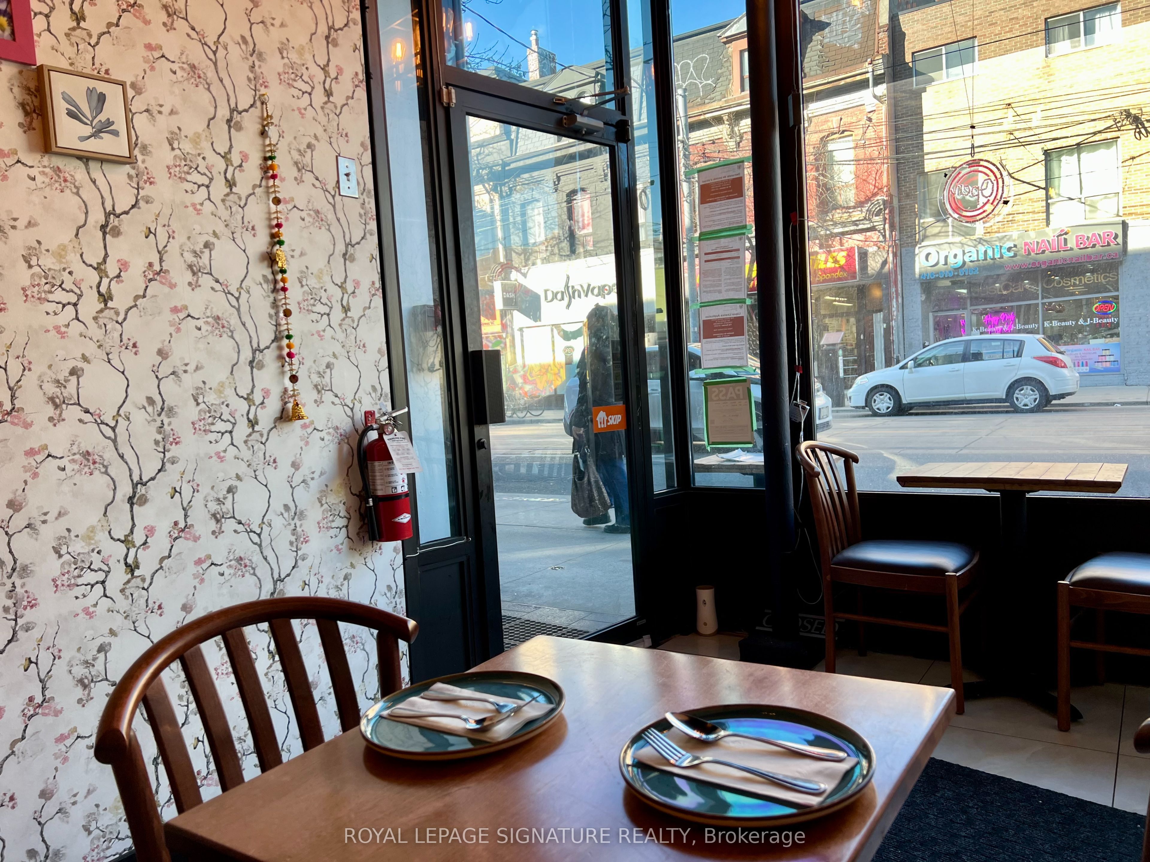 507 Queen Street Property Photo 5