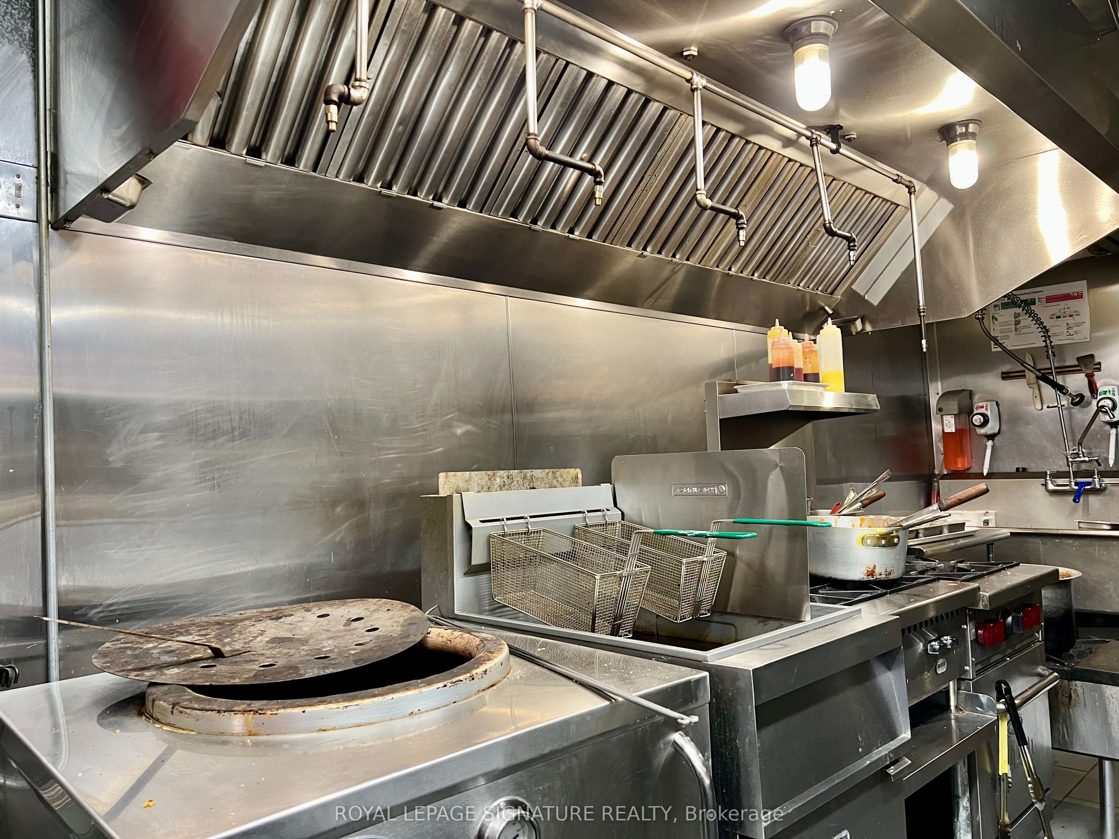 507 Queen Street Property Photo 8