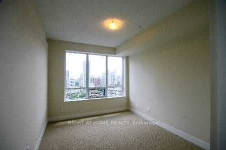 #1405 - 28 Linden Street Property Photo 6