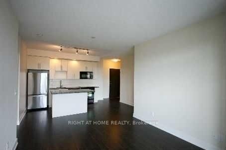 #1405 - 28 Linden Street Property Photo 7