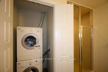 #1405 - 28 Linden Street Property Photo 11
