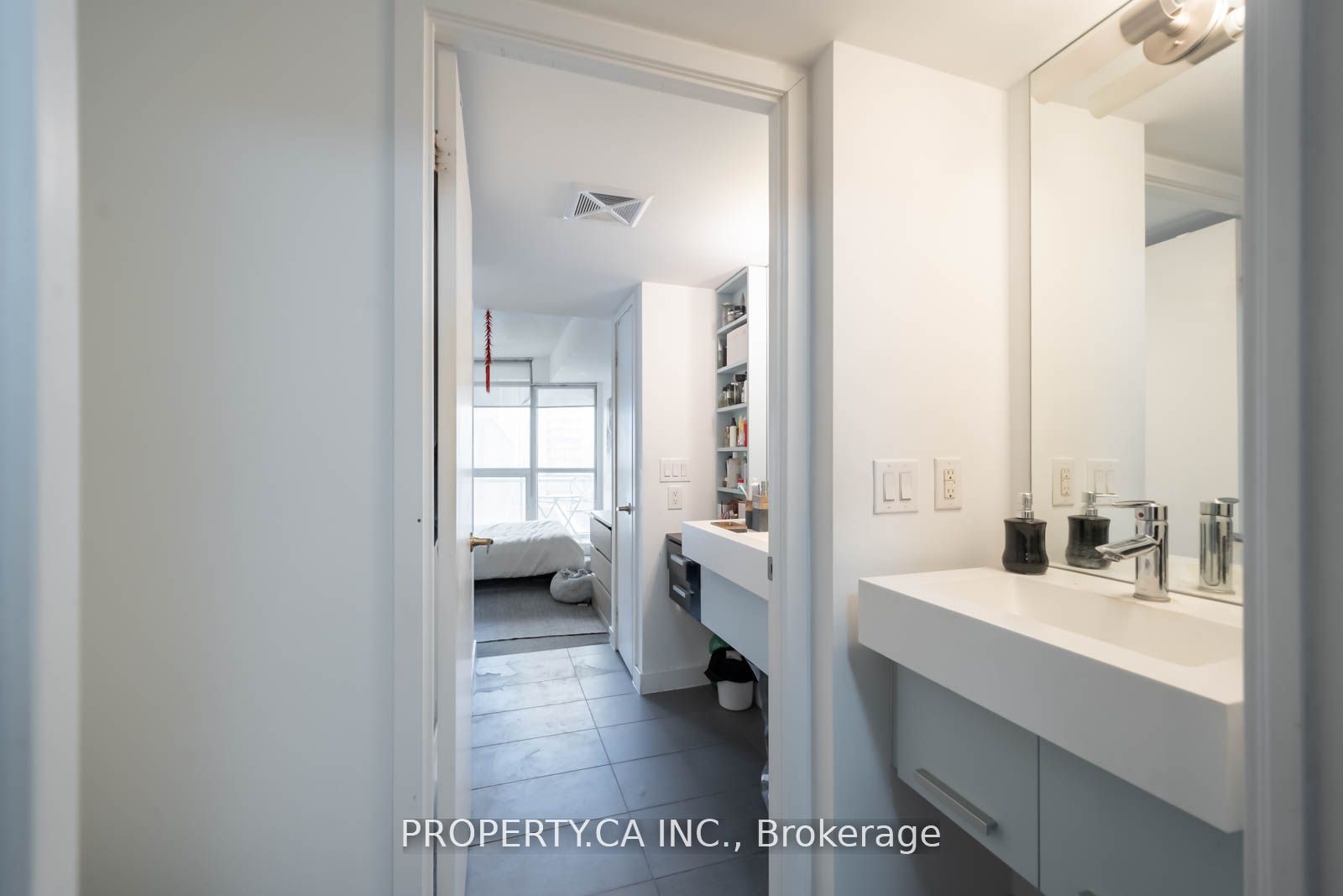 #1105 - 38 Dan Leckie Way Property Photo 12