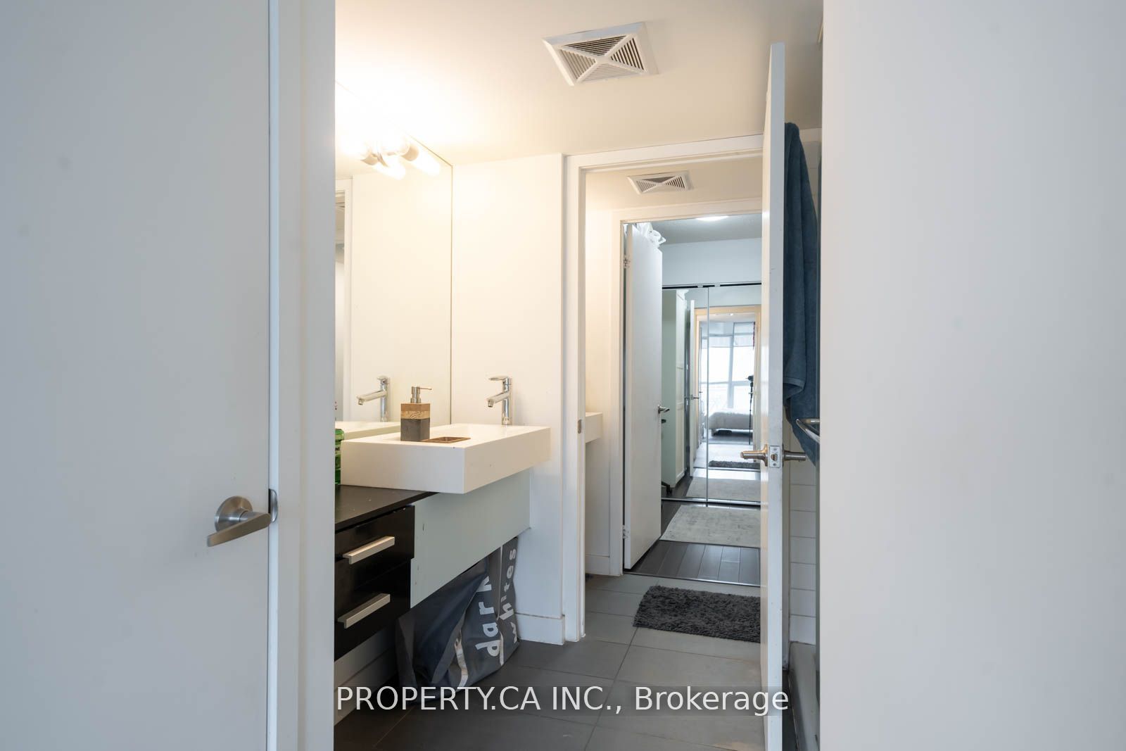 #1105 - 38 Dan Leckie Way Property Photo 13