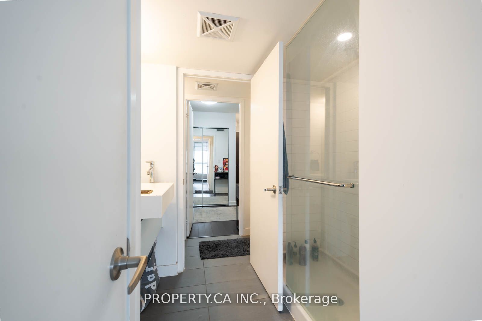 #1105 - 38 Dan Leckie Way Property Photo 14