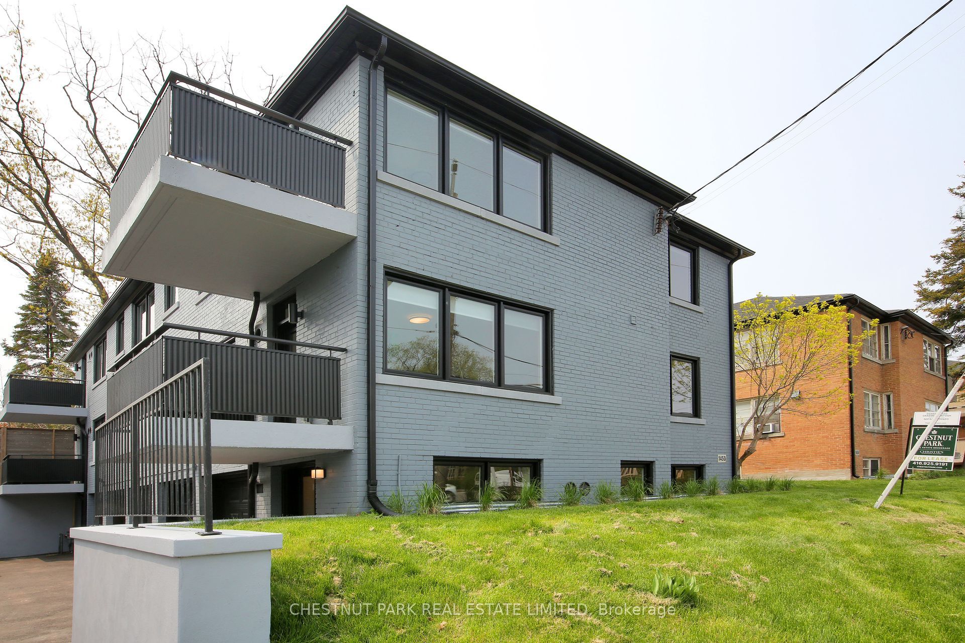 #1 - 1472 Avenue Road Property Photo 1