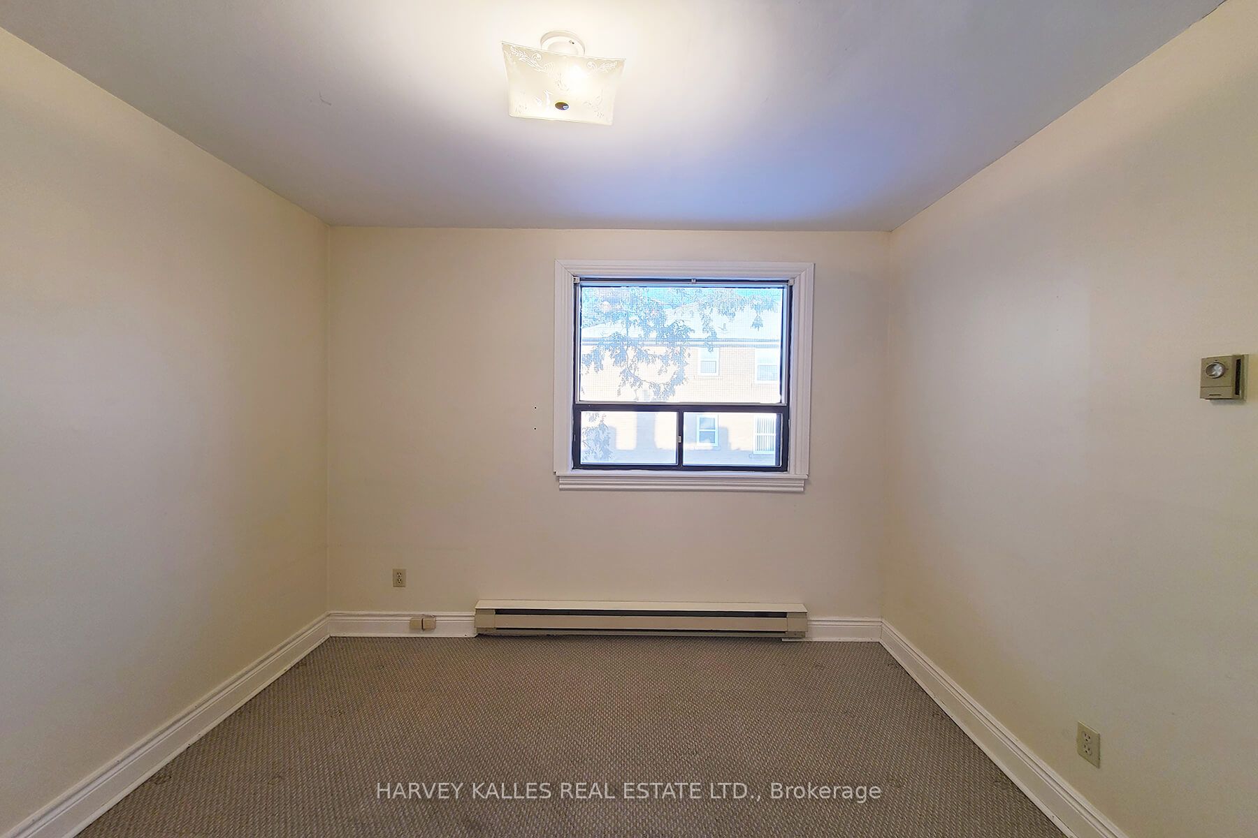 #2nd Flr - 1755 Avenue Road Property Photo 11