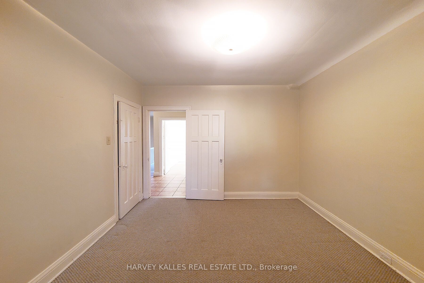 #2nd Flr - 1755 Avenue Road Property Photo 15