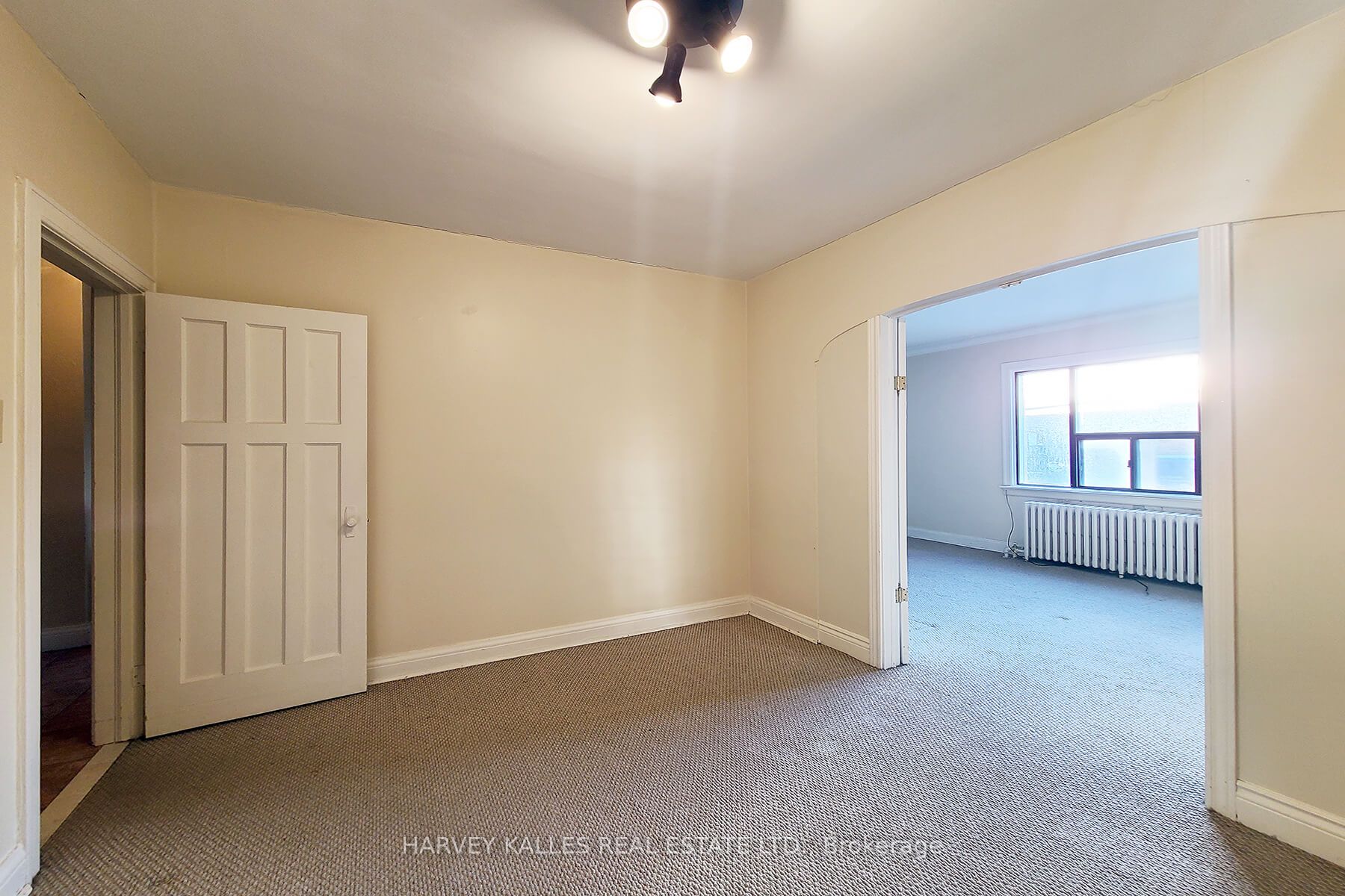 #2nd Flr - 1755 Avenue Road Property Photo 22
