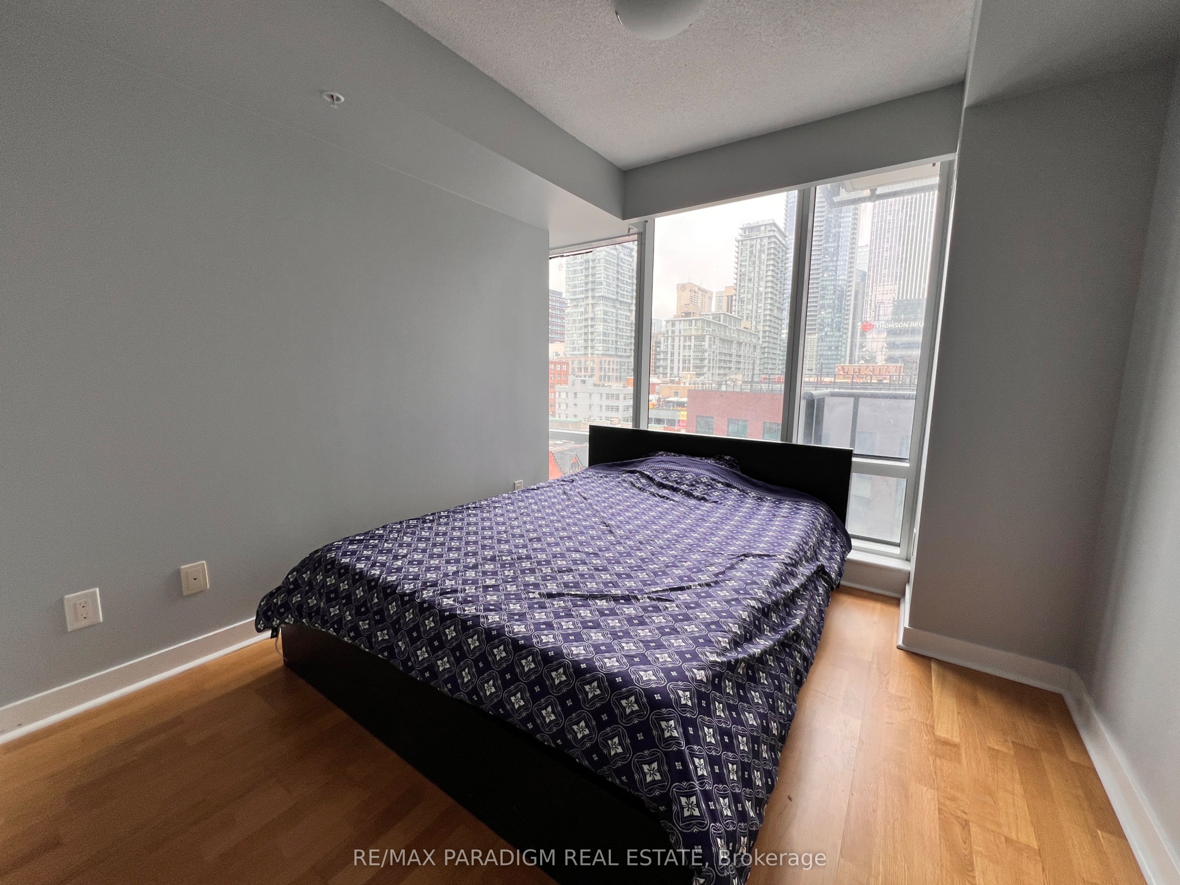 #806 - 295 Adelaide Street Property Photo 10