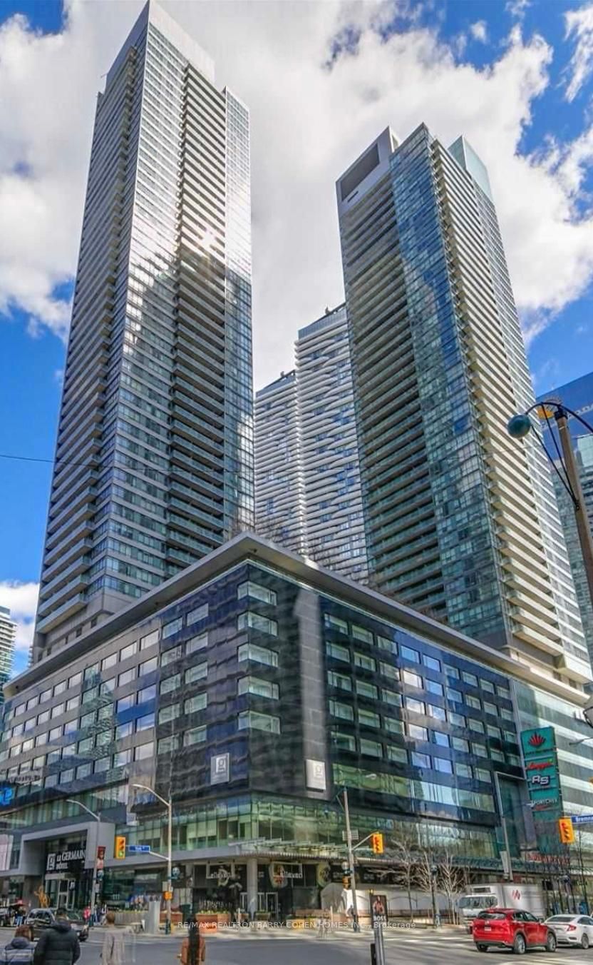 #1810 - 55 Bremner Boulevard Property Photo 1