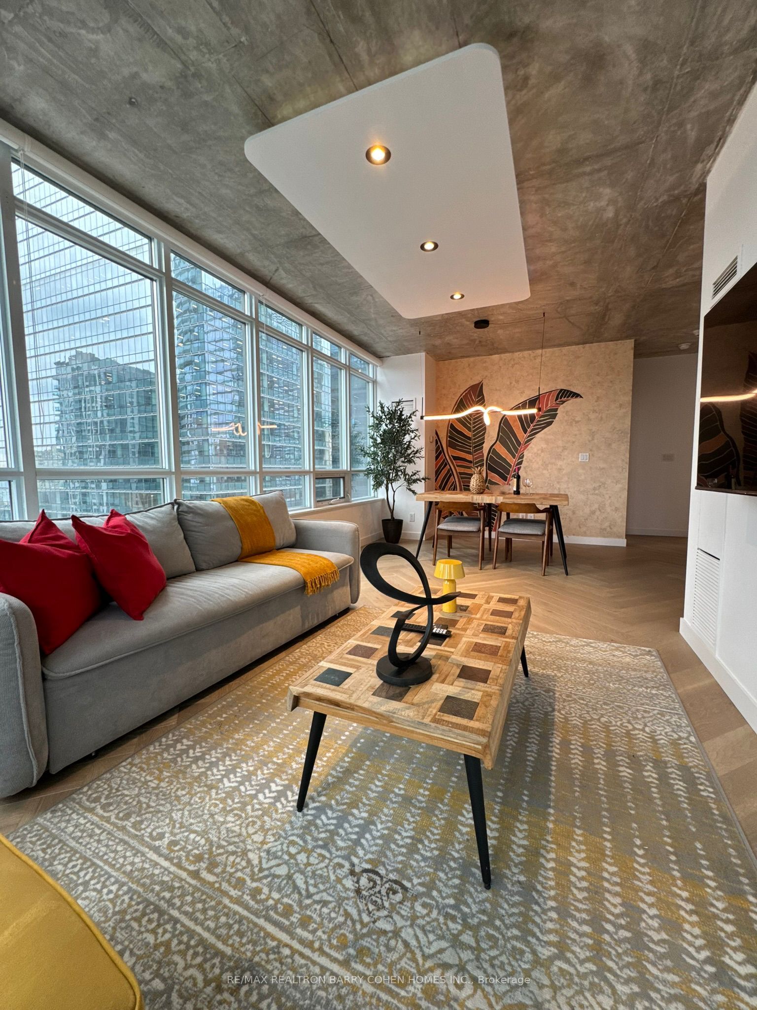 #1810 - 55 Bremner Boulevard Property Photo 15