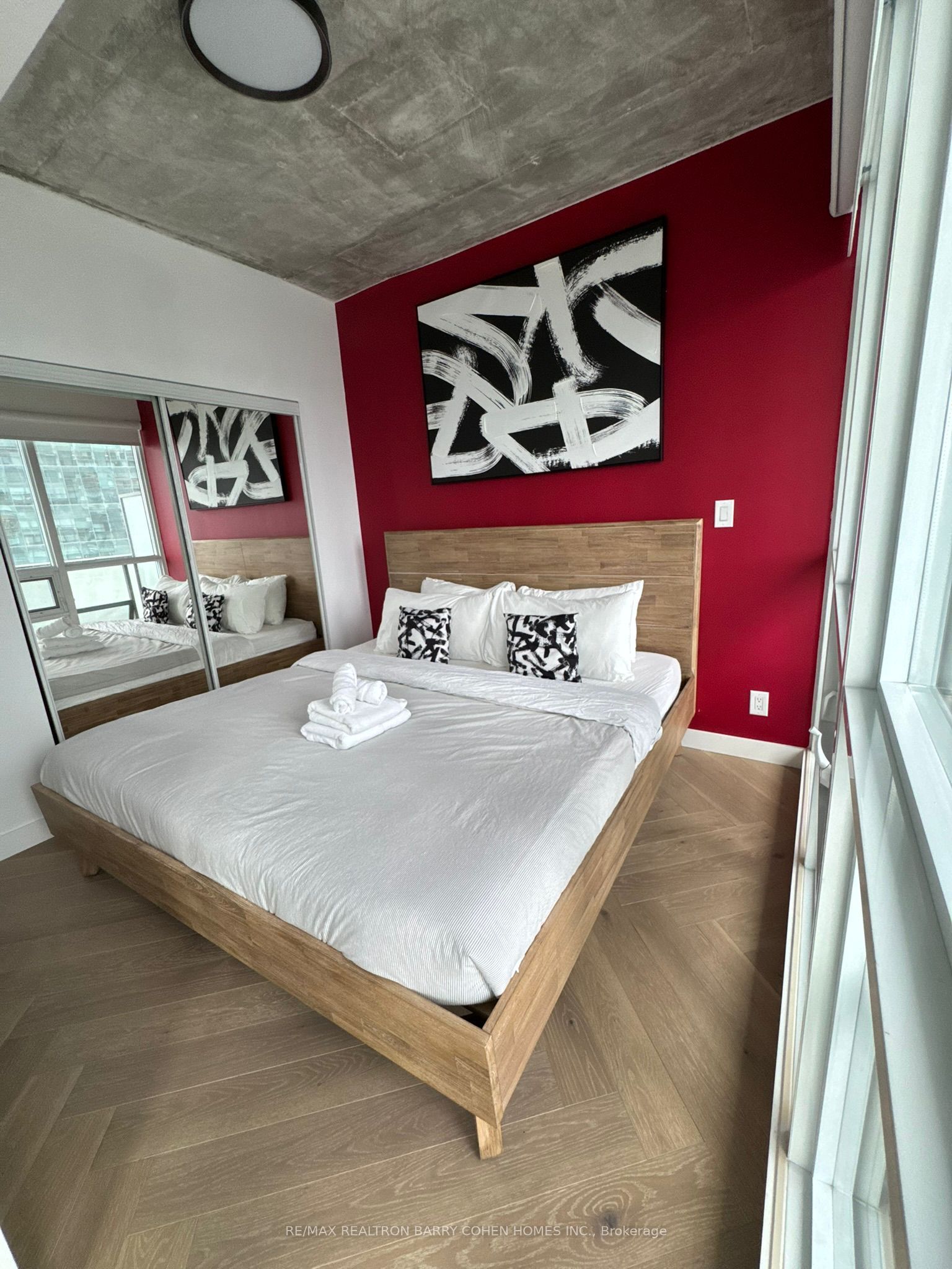 #1810 - 55 Bremner Boulevard Property Photo 19
