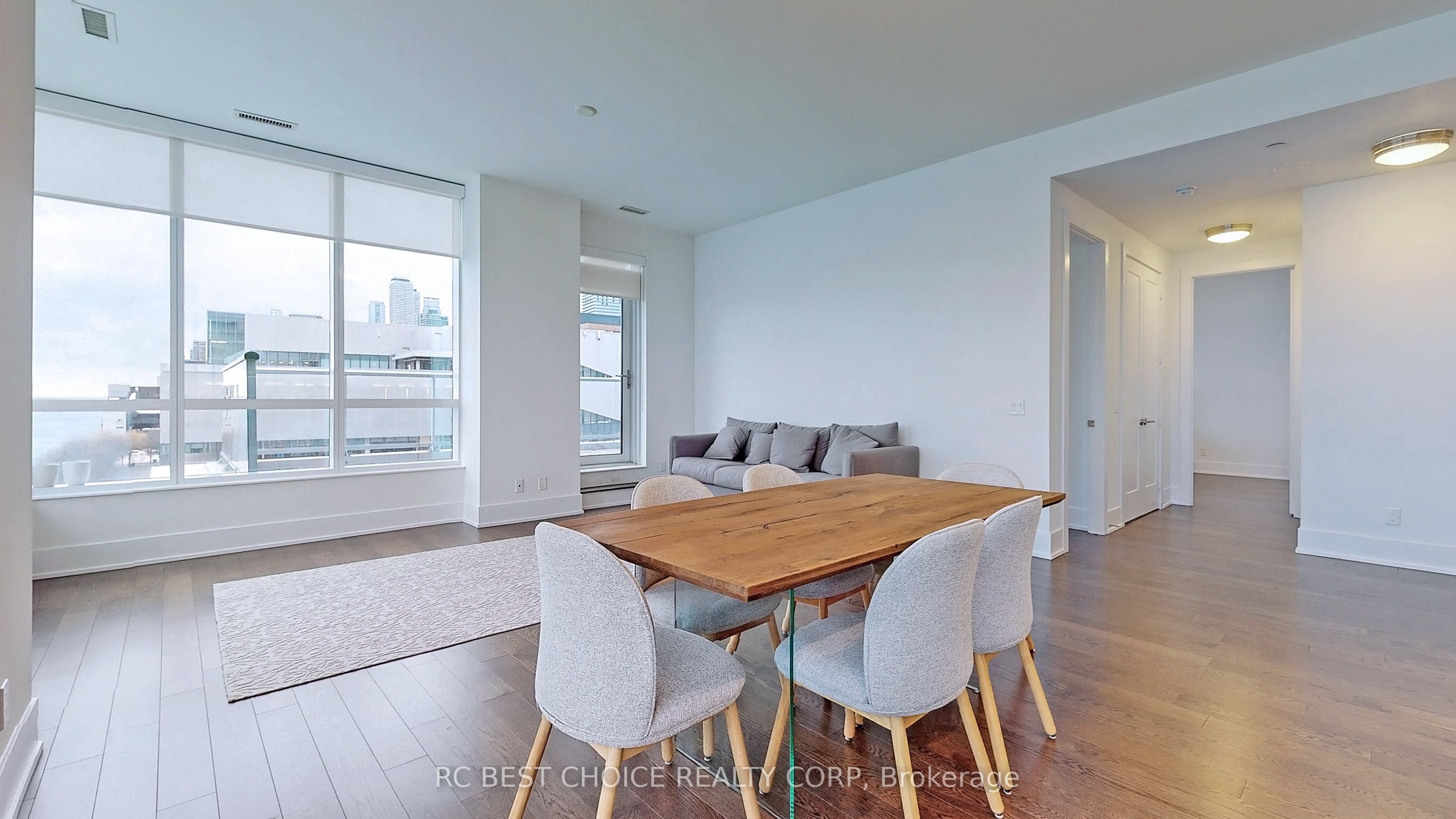 #723 - 55 Merchants' Wharf Street Property Photo 14