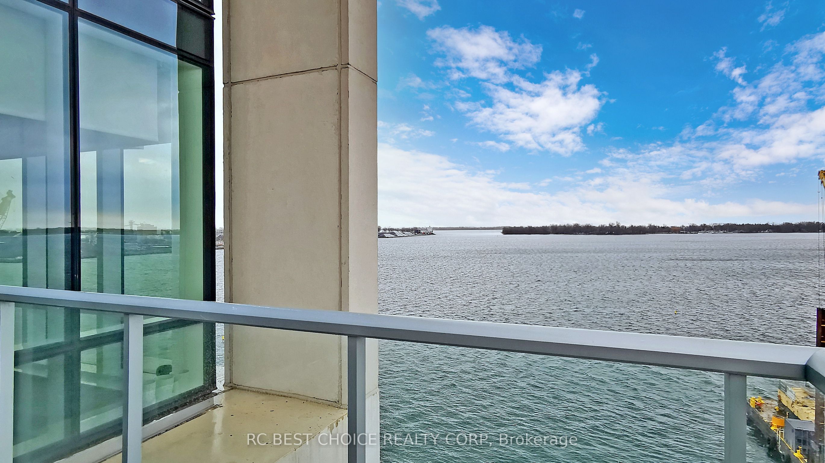 #723 - 55 Merchants' Wharf Street Property Photo 30