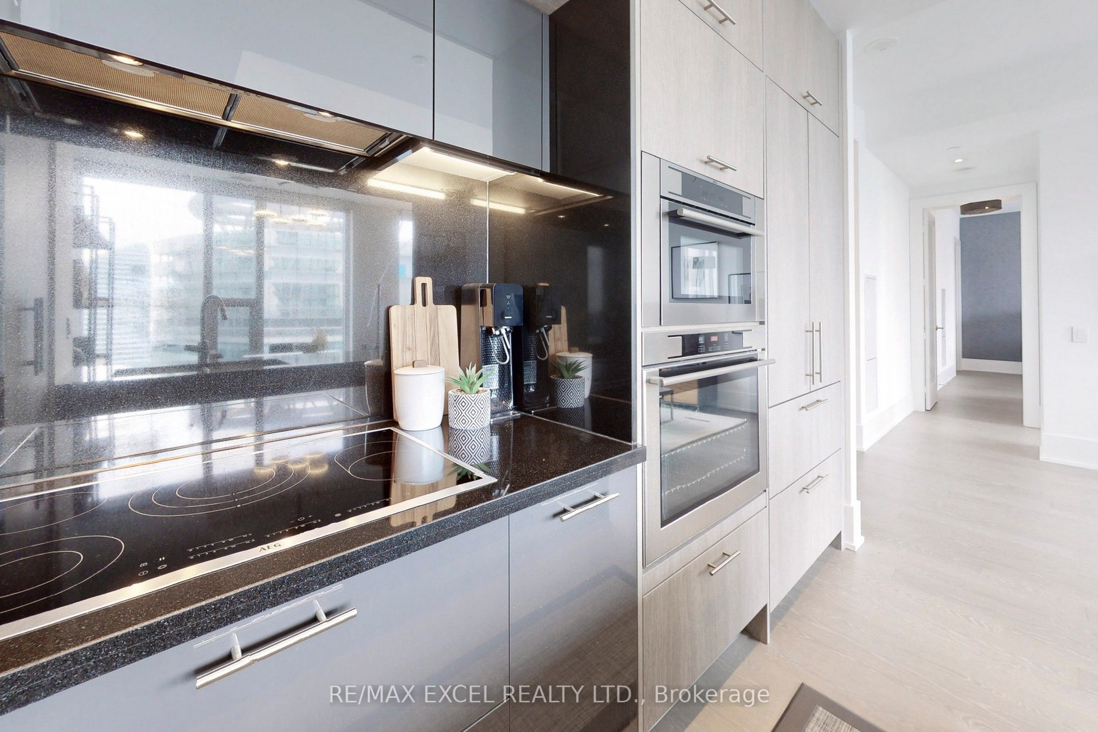 #6312 - 10 York Street Property Photo 12