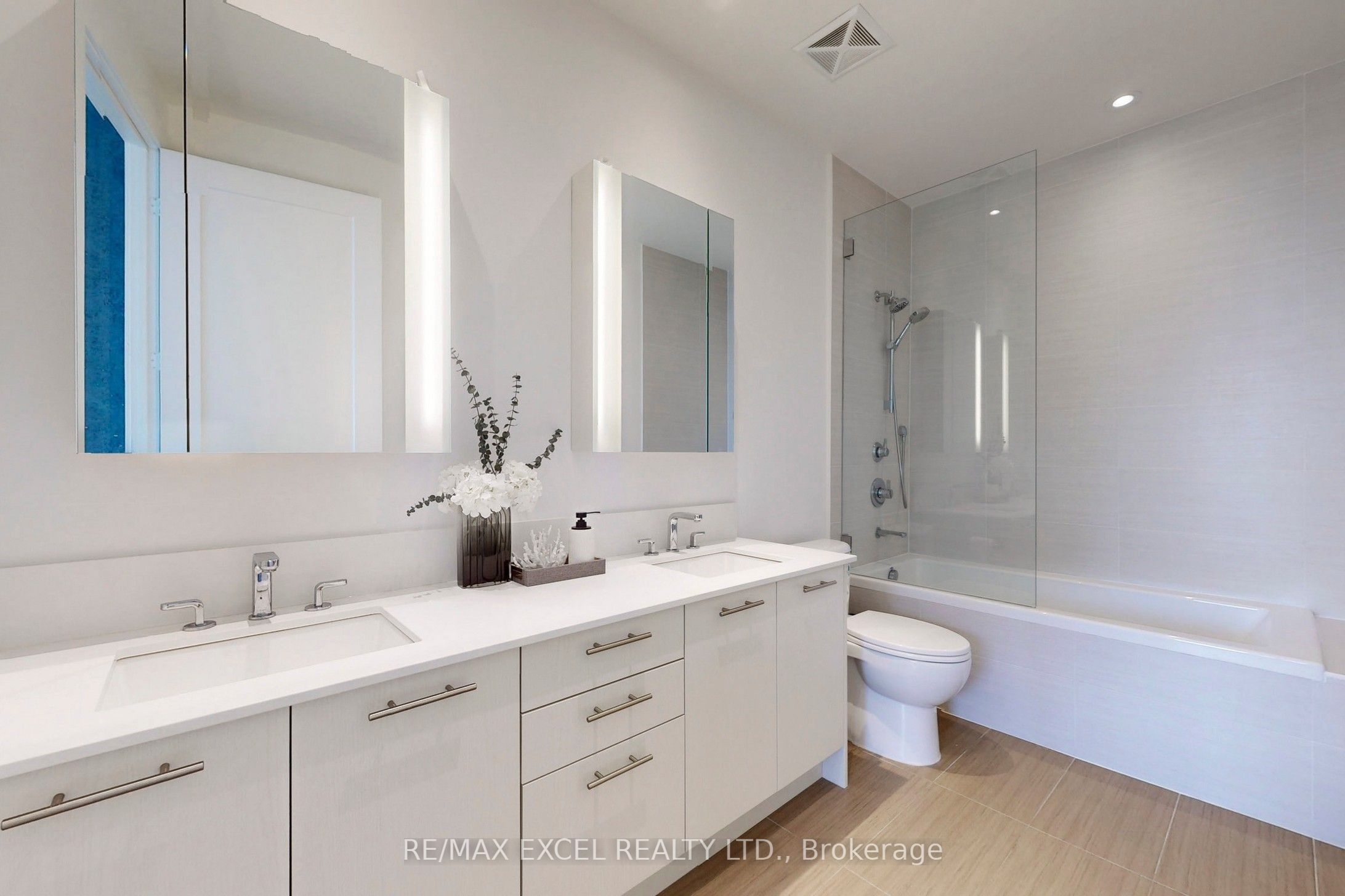 #6312 - 10 York Street Property Photo 17