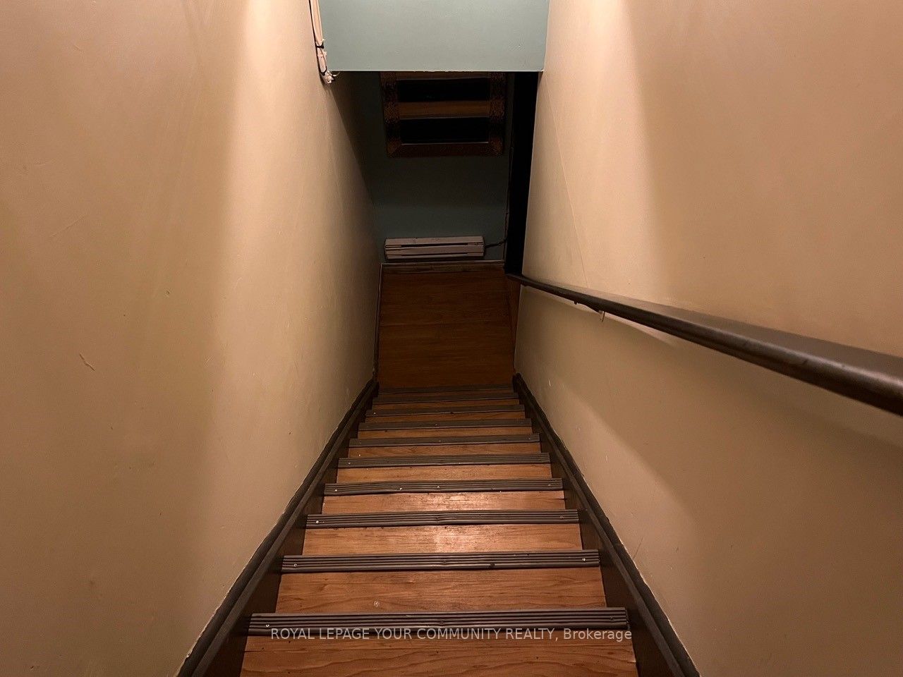 2584 Yonge Street Property Photo 21