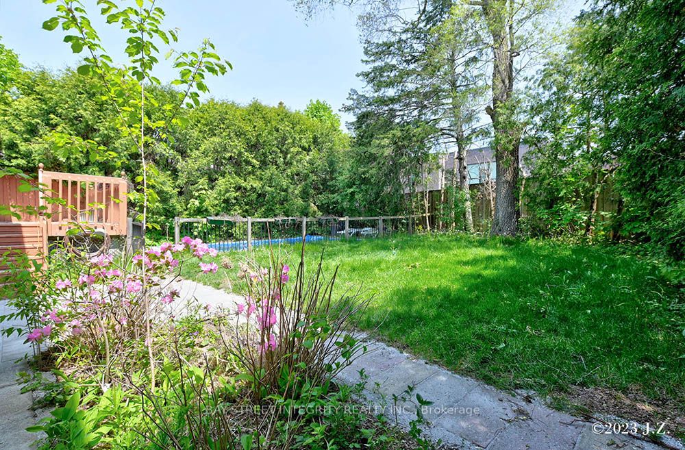 #lower - 27 Heathview Avenue Property Photo 15