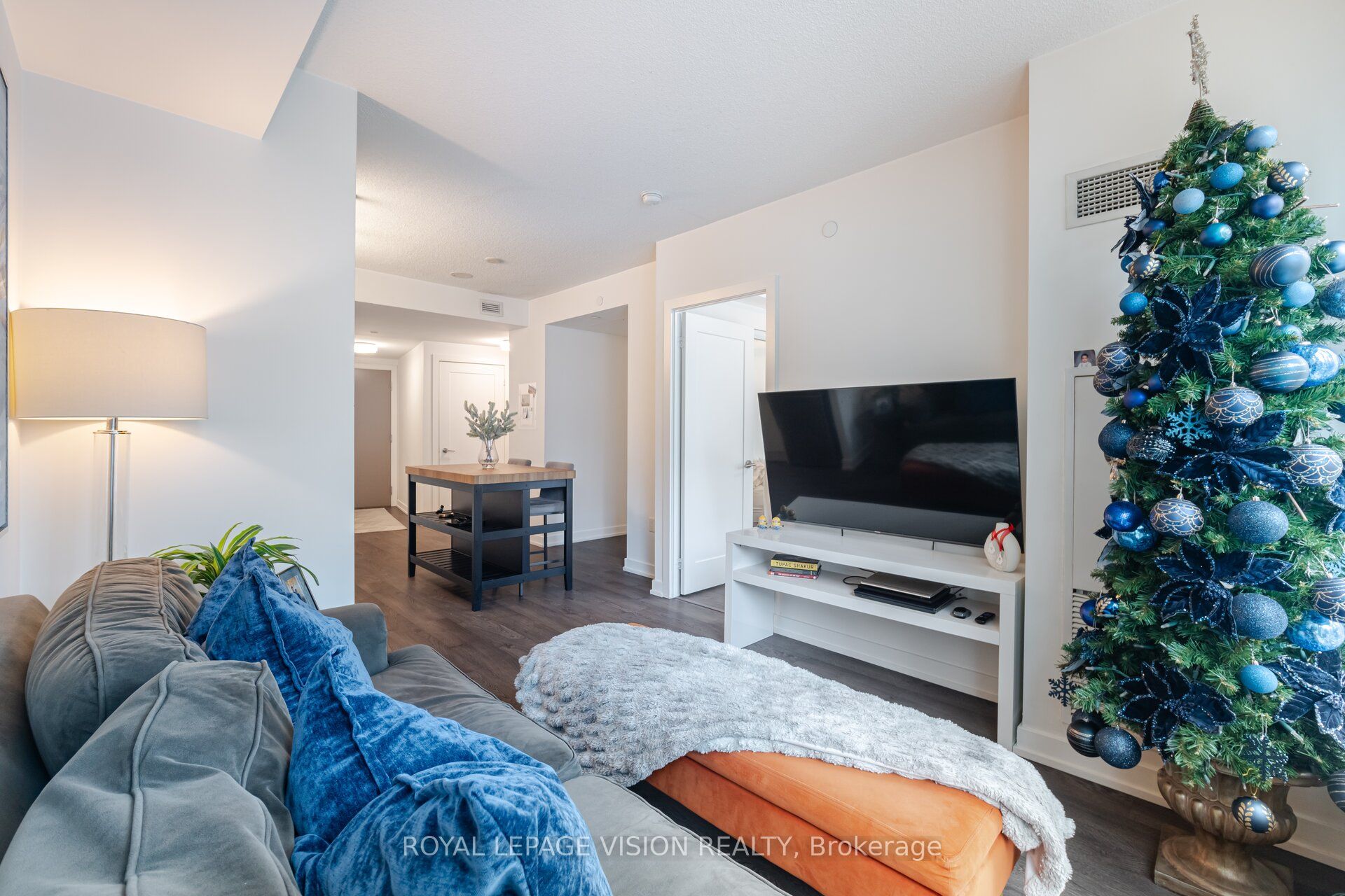 #2401 - 10 York Street Property Photo 20