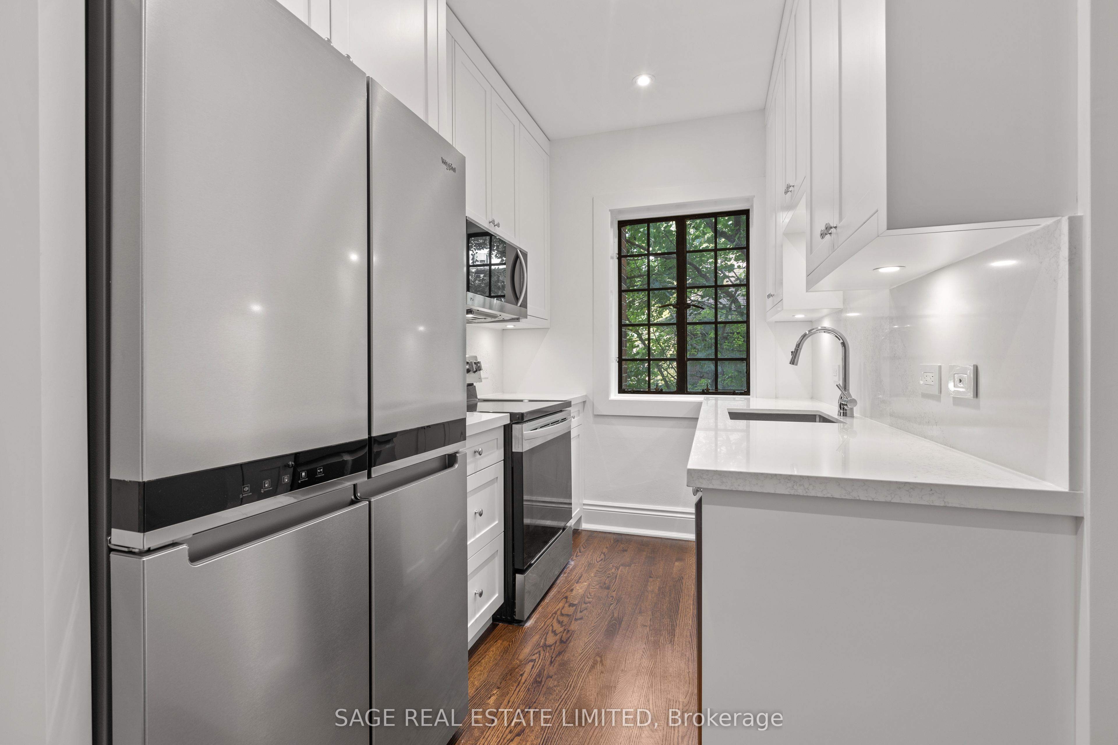 #102 - 150 Balmoral Avenue Property Photo 11