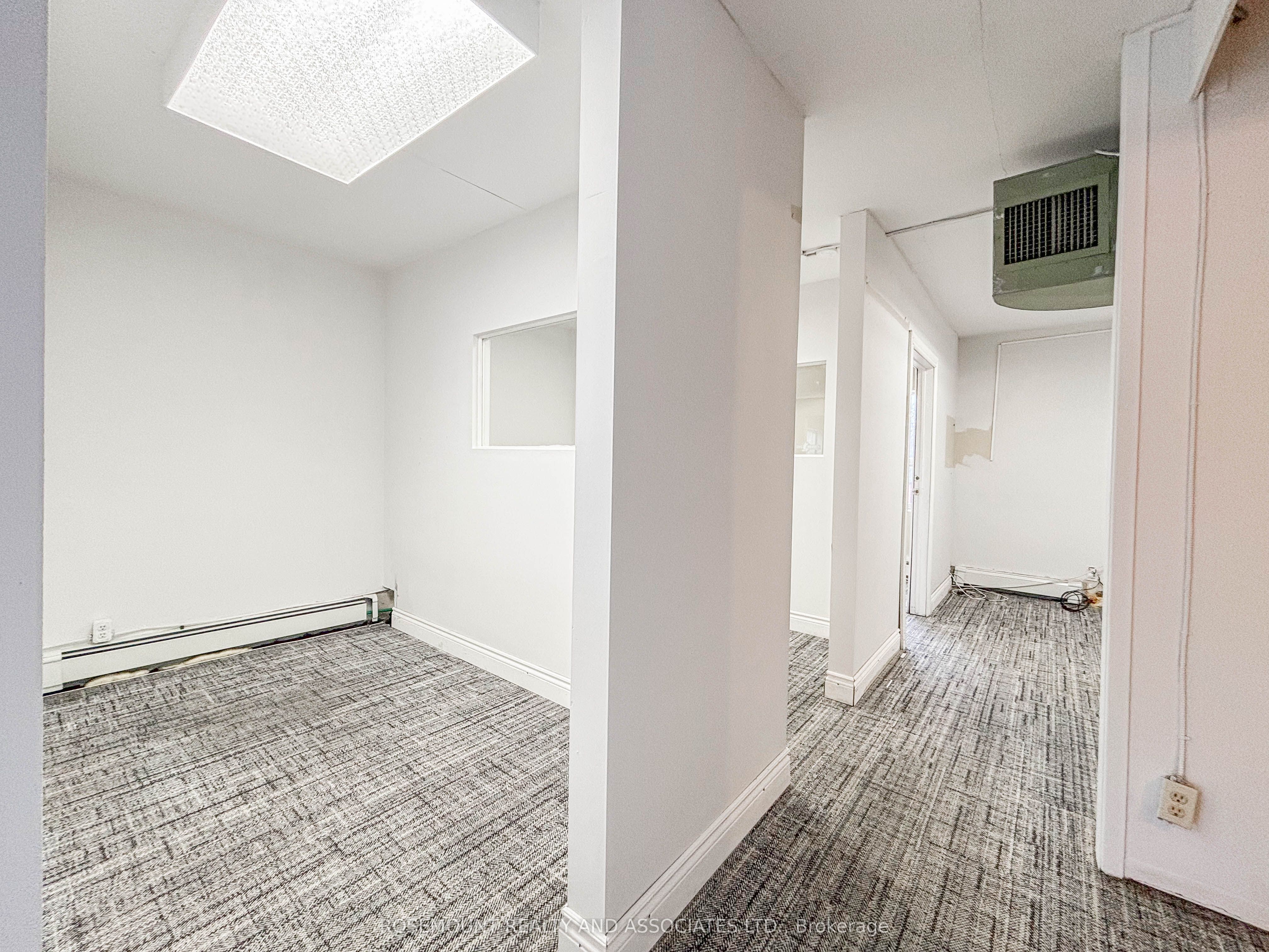 #upper - 641 Bloor Street Property Photo 4