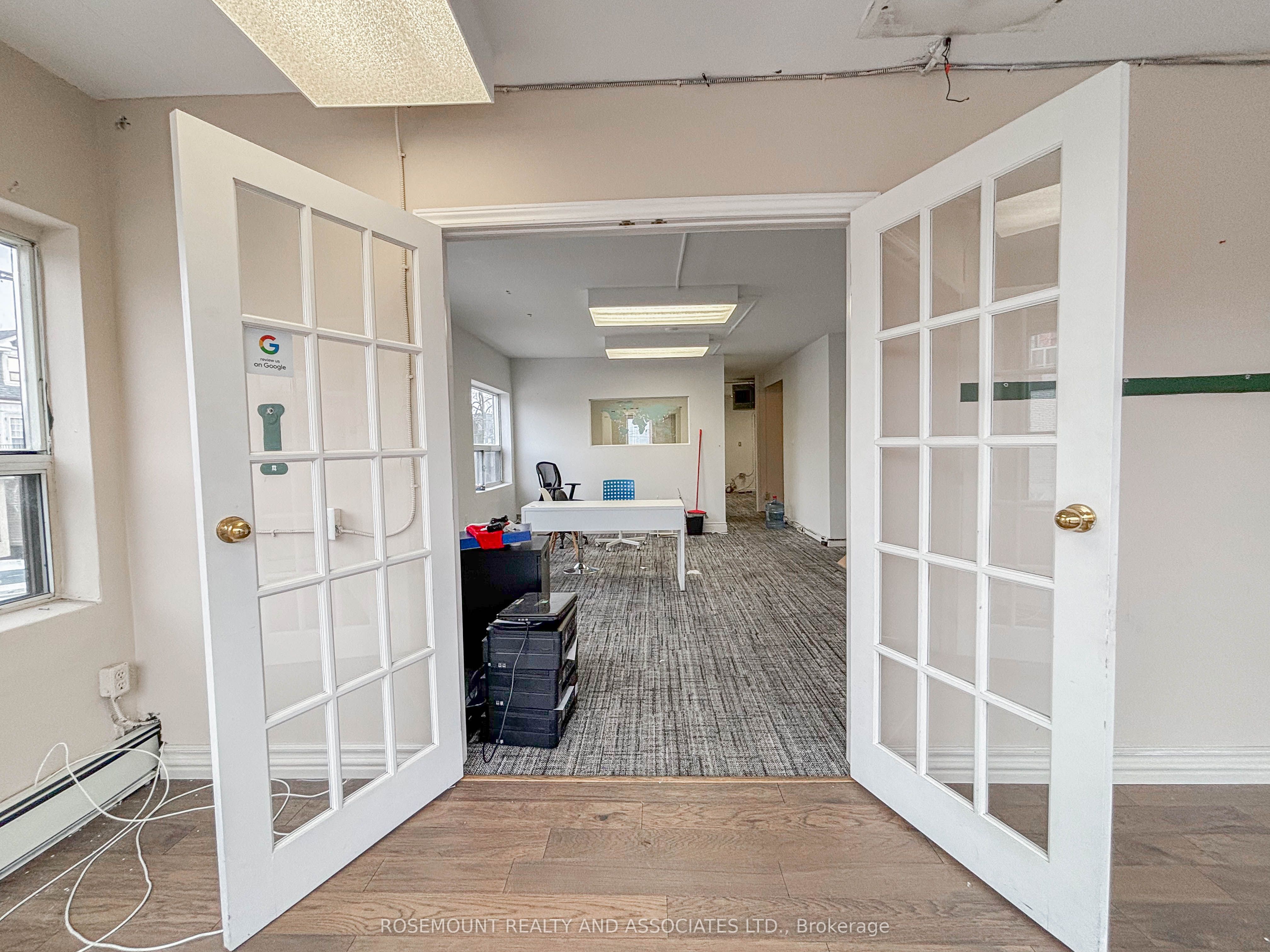 #upper - 641 Bloor Street Property Photo 5