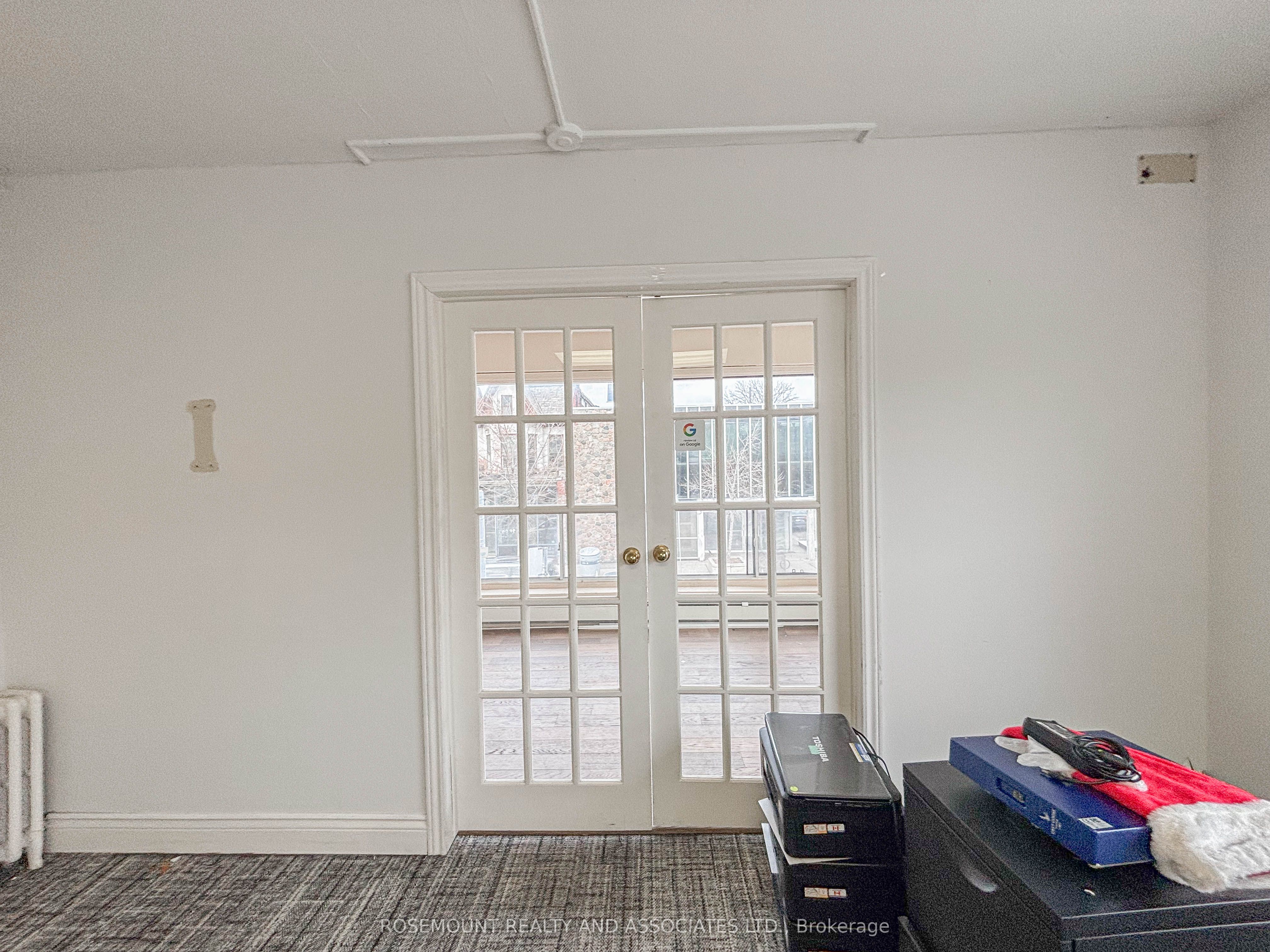 #upper - 641 Bloor Street Property Photo 6
