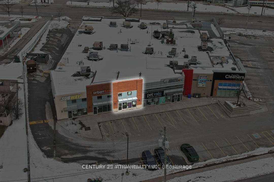#15 - 895 Lawrence Avenue Property Photo 2