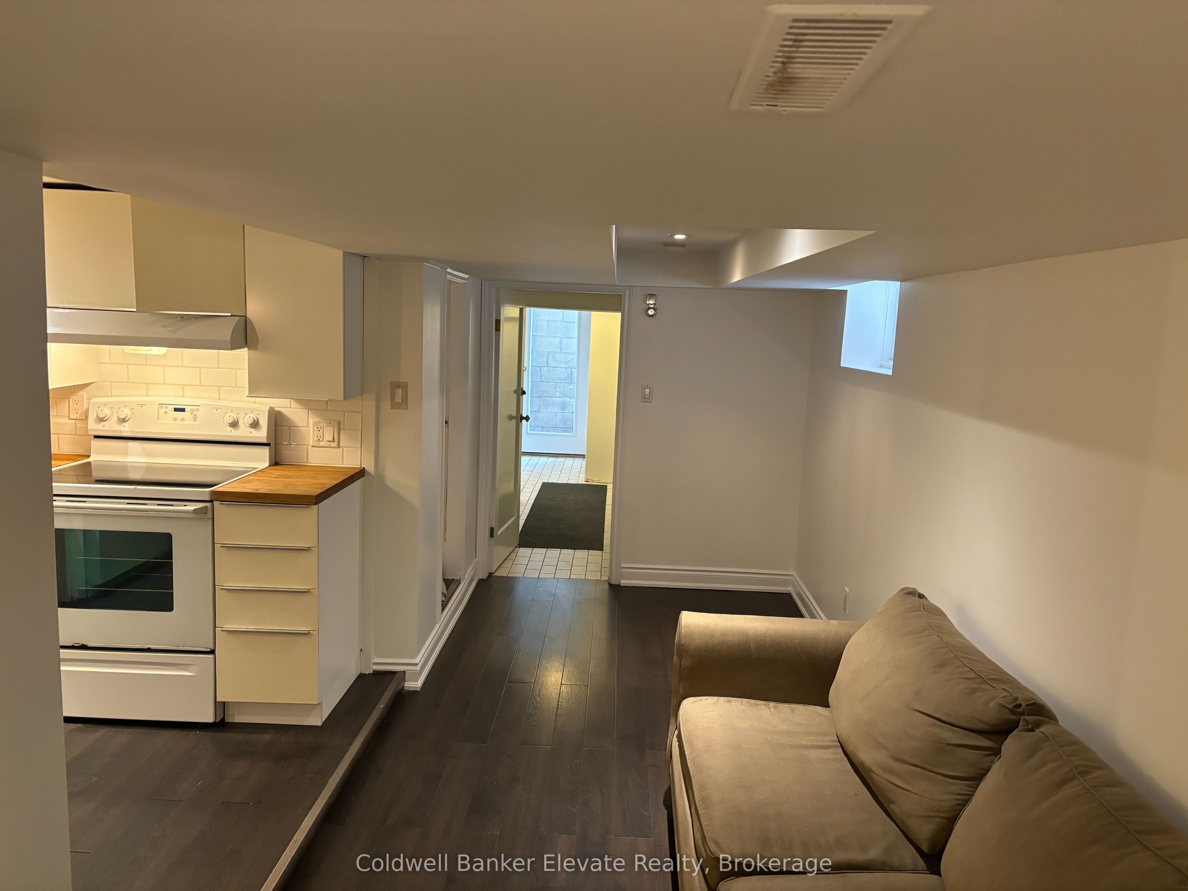 136 Argyle Street 4 Property Photo 6