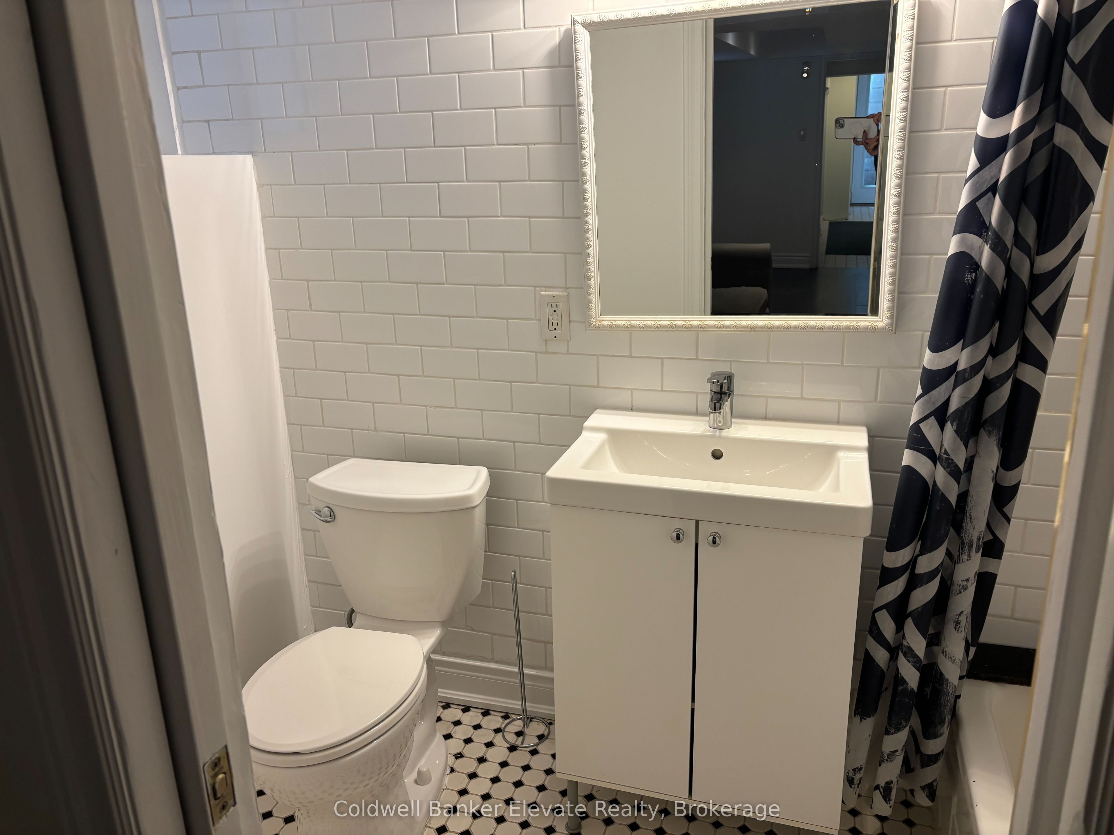 136 Argyle Street 4 Property Photo 11