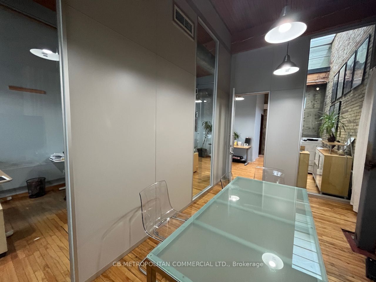 #330 - 76 Richmond Street Property Photo 6
