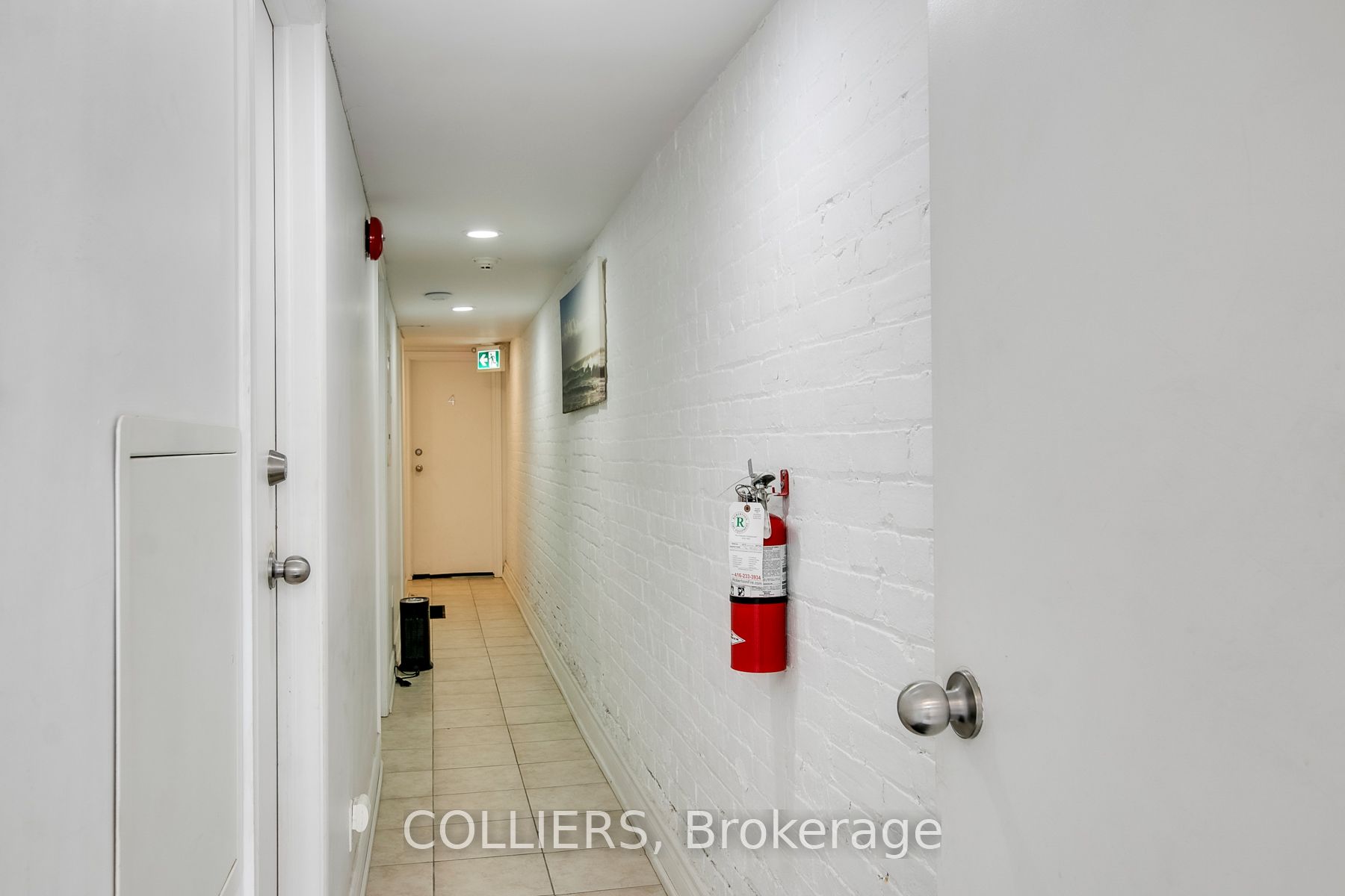 1039 Bathurst Street Property Photo 6