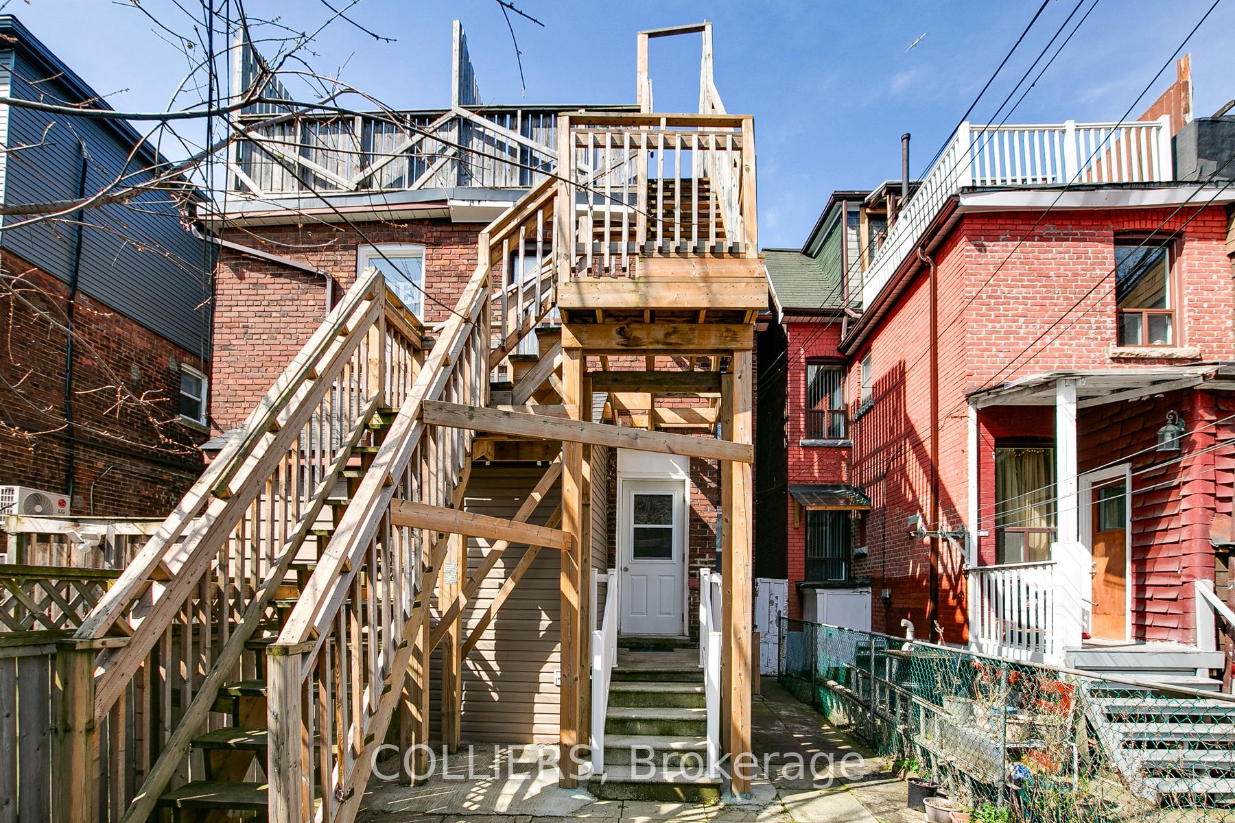 1039 Bathurst Street Property Photo 14