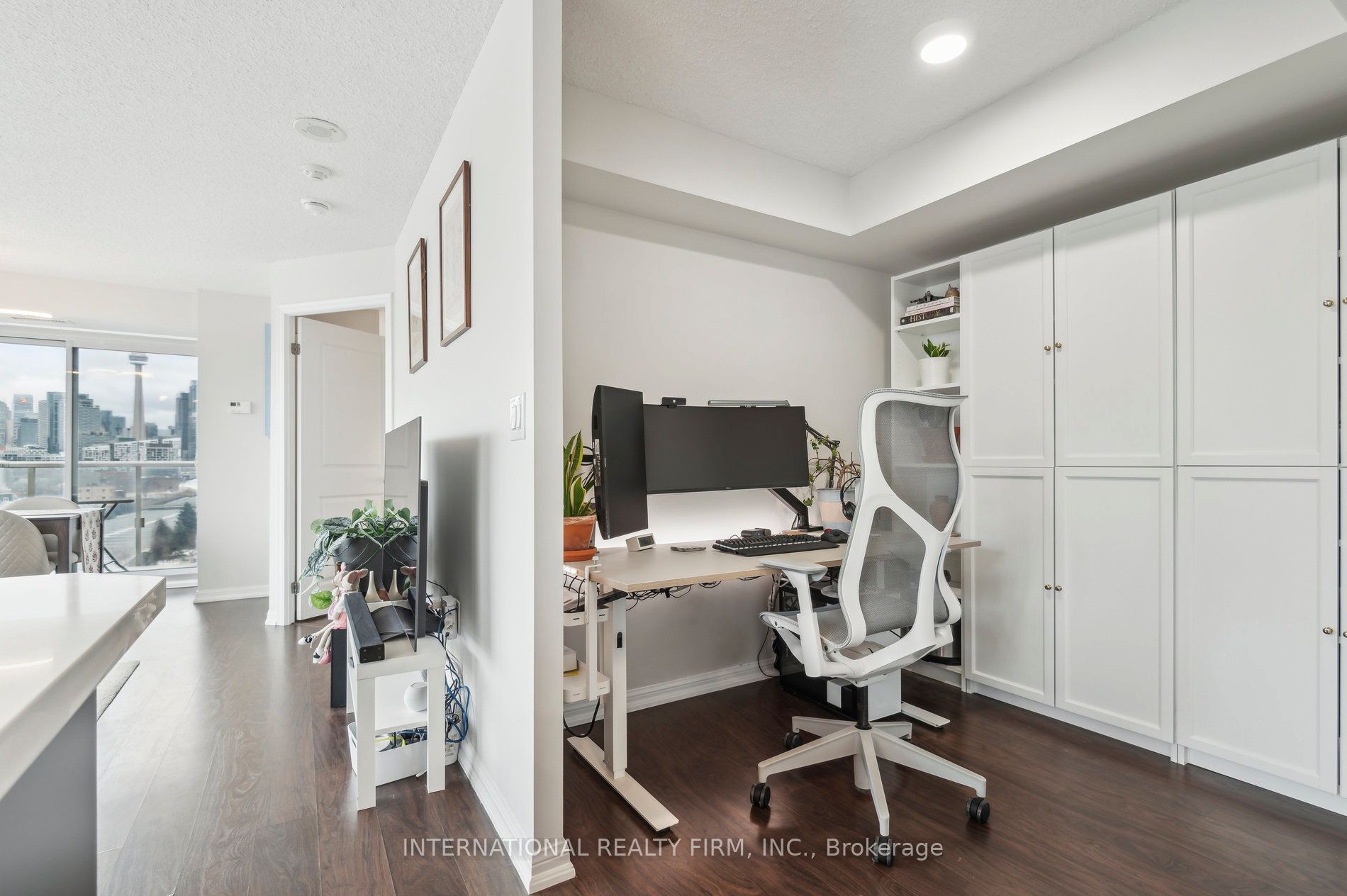 #802 - 125 Western Battery Road Property Photo 8