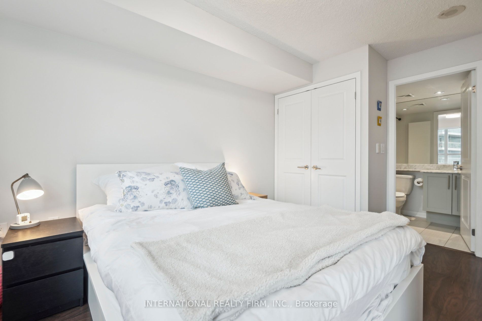#802 - 125 Western Battery Road Property Photo 17