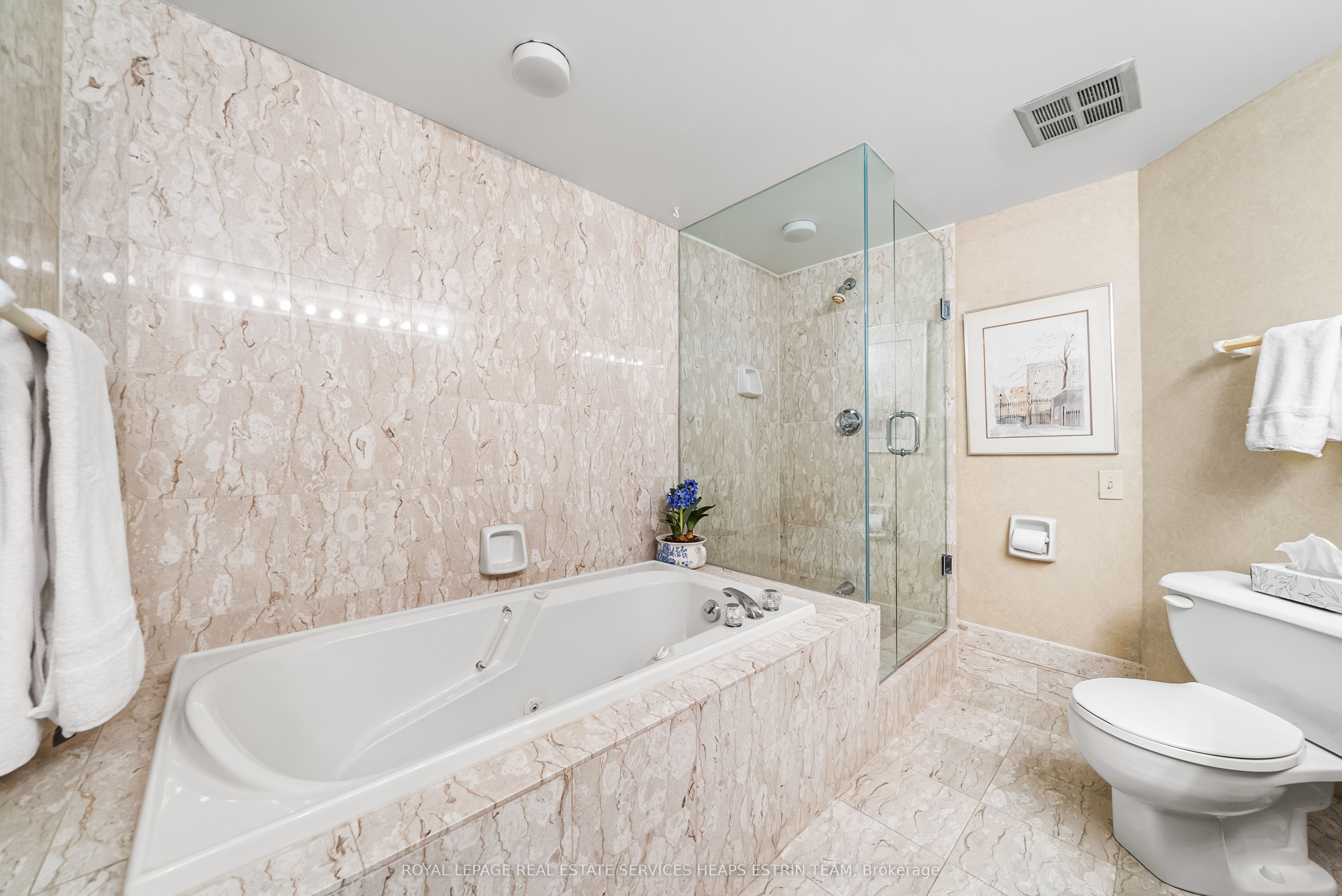 #602 - 1177 Yonge Street Property Photo 19