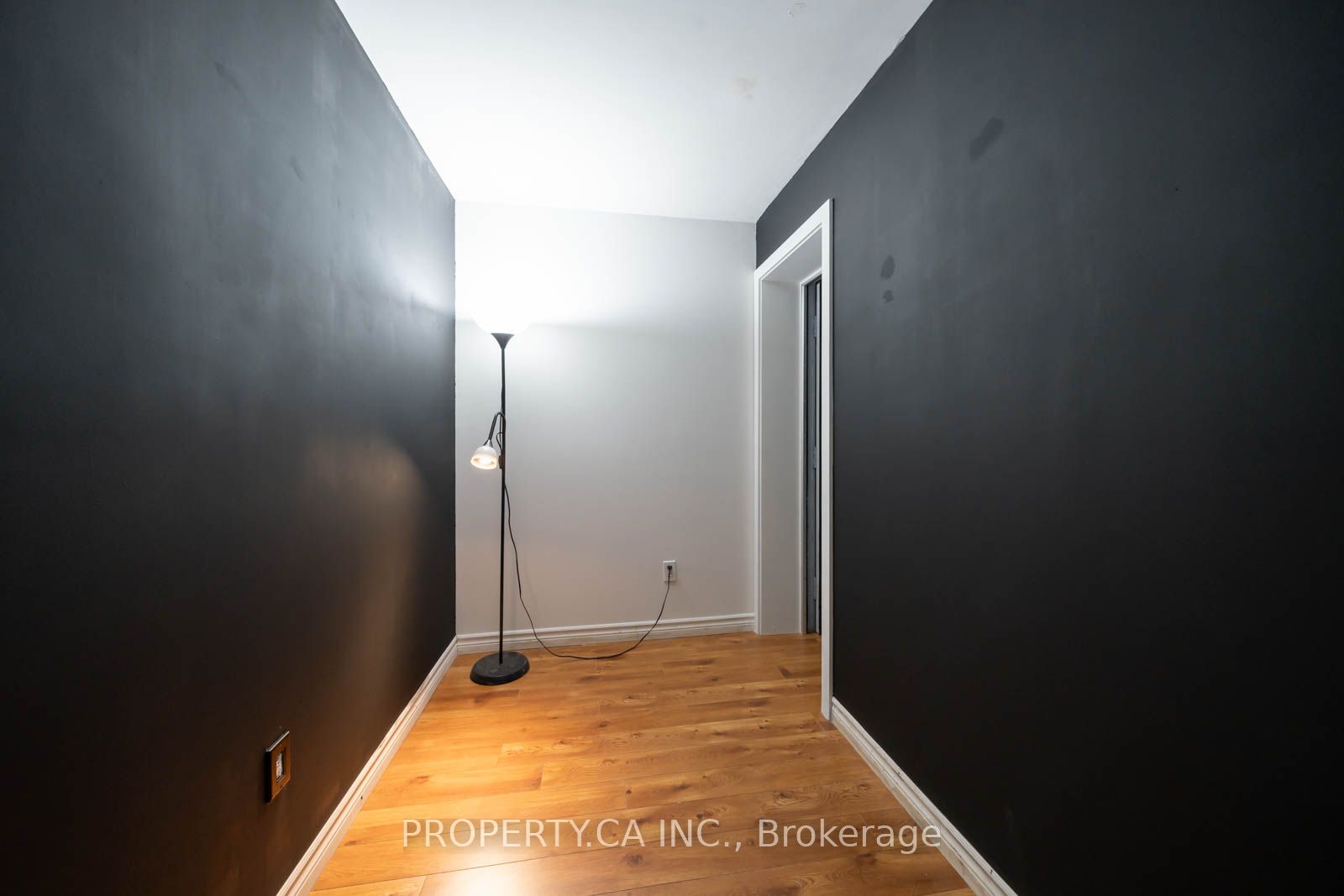 #bsmnt - 156 Augusta Avenue Property Photo 12