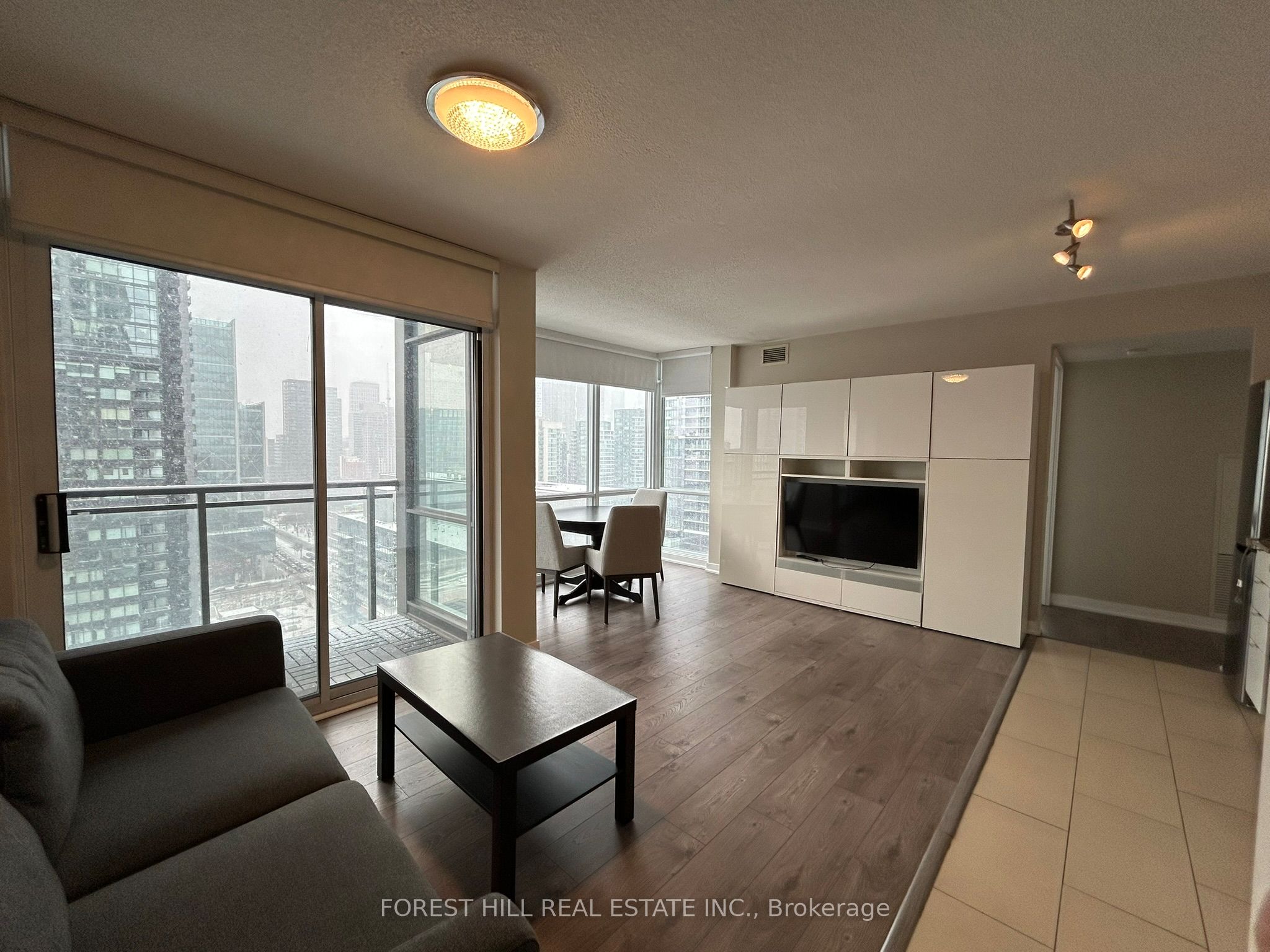 #2906 - 15 Fort York Boulevard Property Photo 1