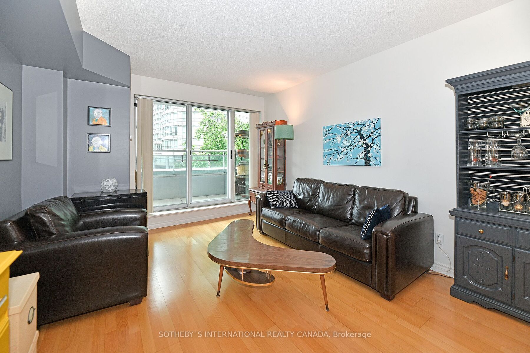 #203 - 600 Queens Quay Property Photo 4