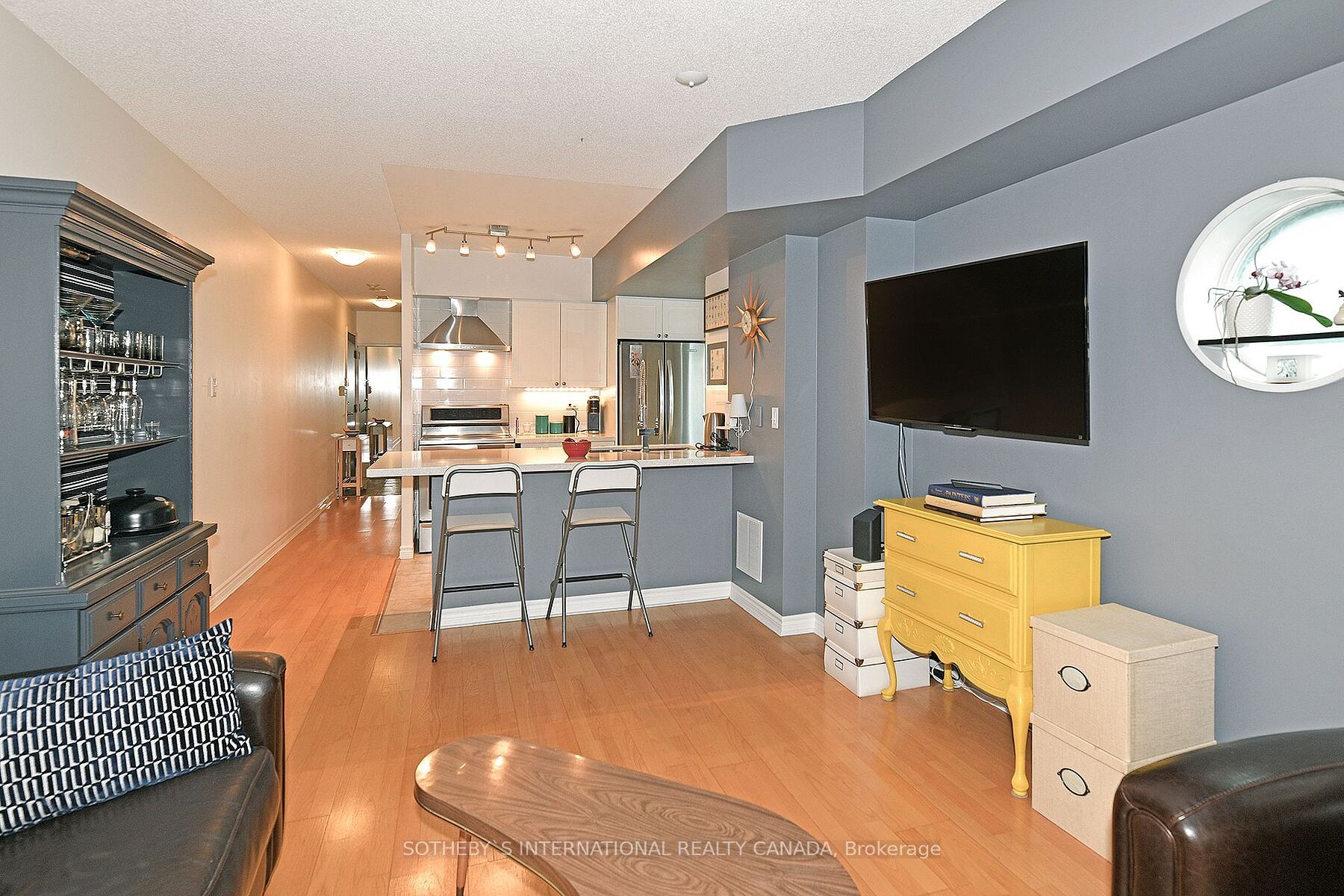 #203 - 600 Queens Quay Property Photo 5