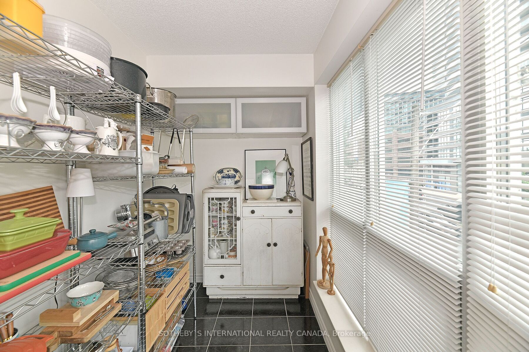#203 - 600 Queens Quay Property Photo 12