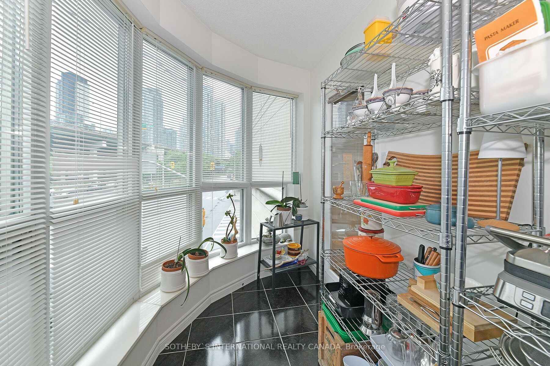#203 - 600 Queens Quay Property Photo 13