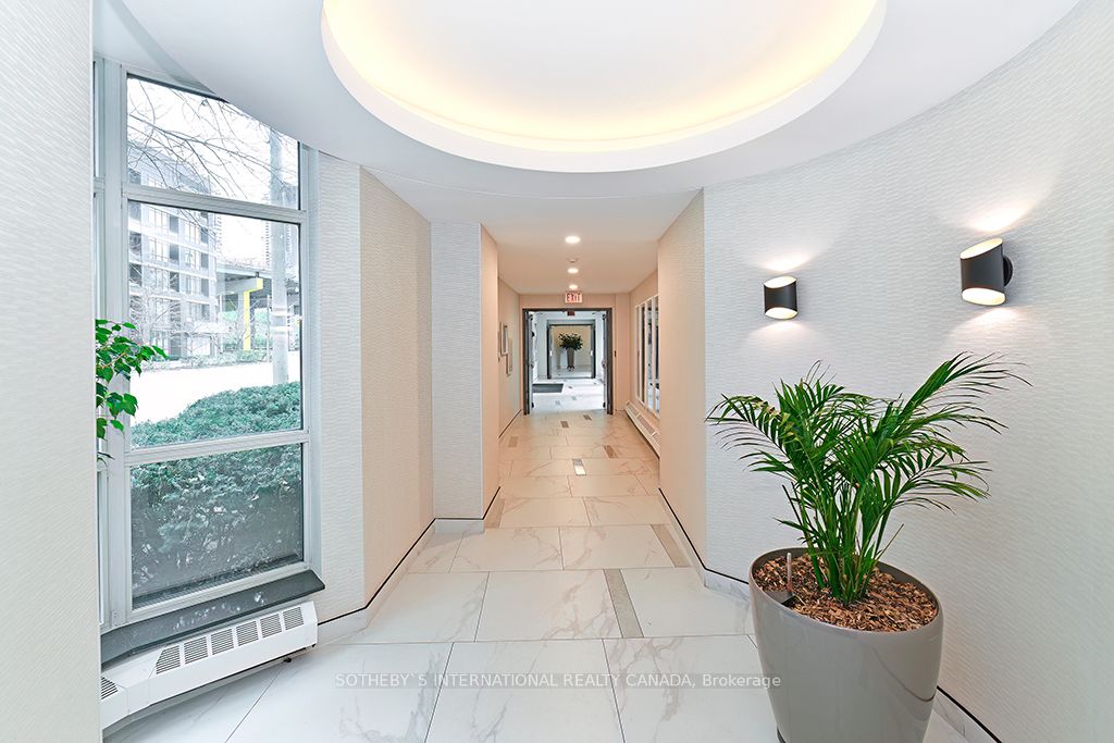 #203 - 600 Queens Quay Property Photo 18